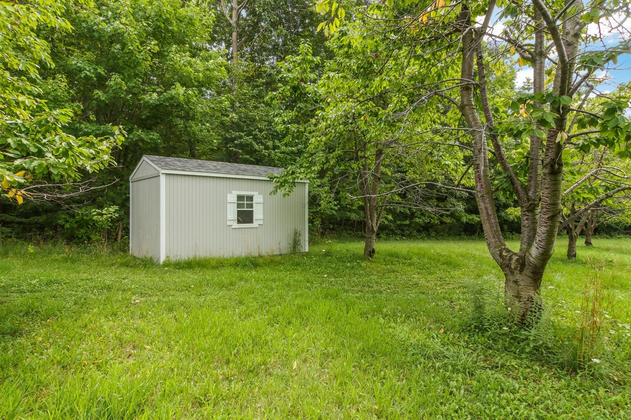 N Hoeft Road Property Photo 10