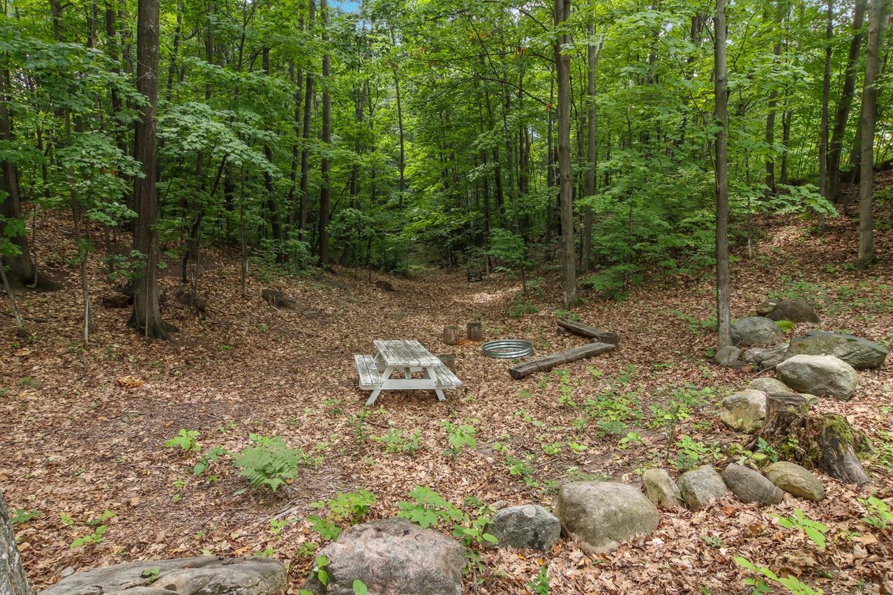 N Hoeft Road Property Photo 19