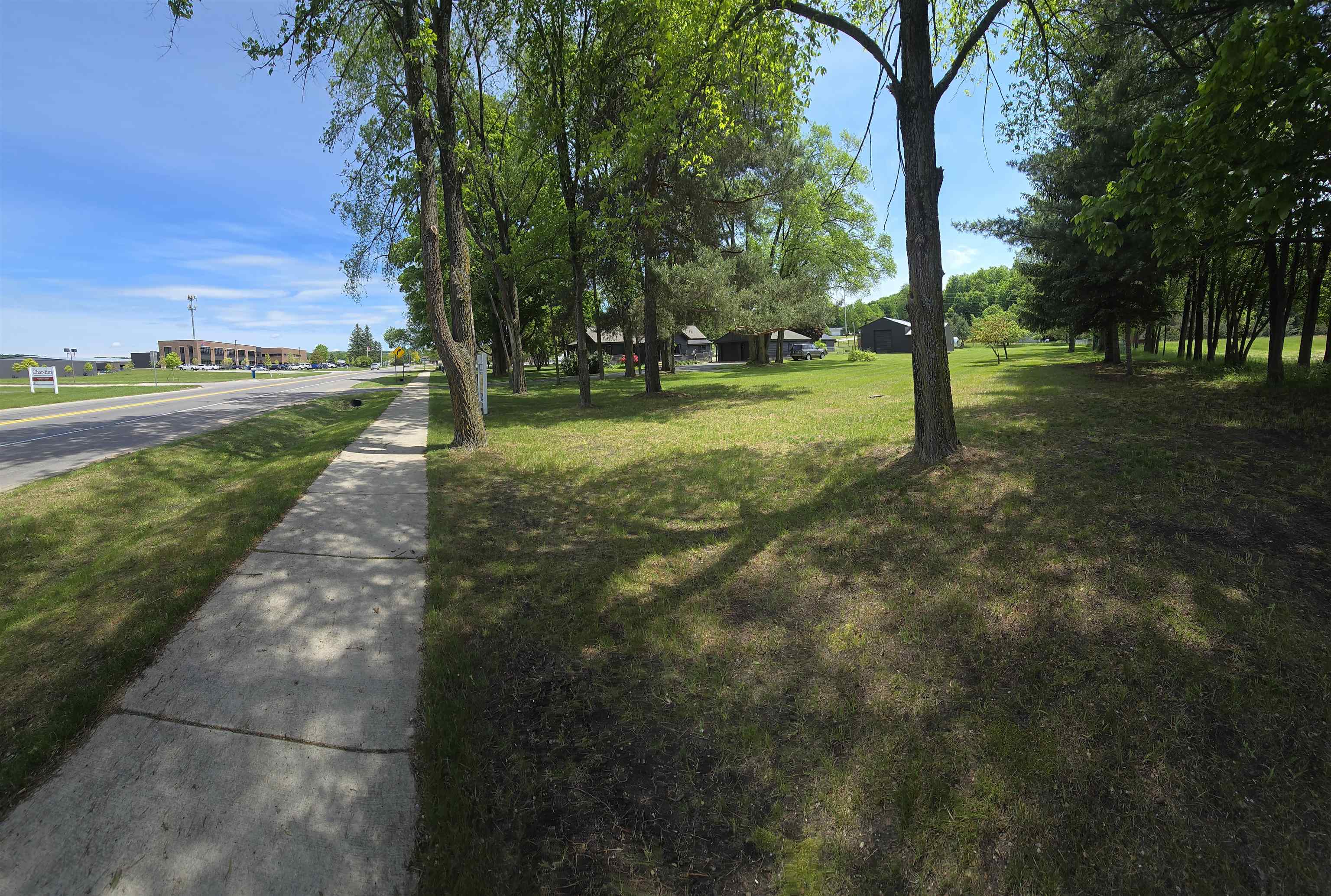 1314/1316 M-75 Property Photo 43
