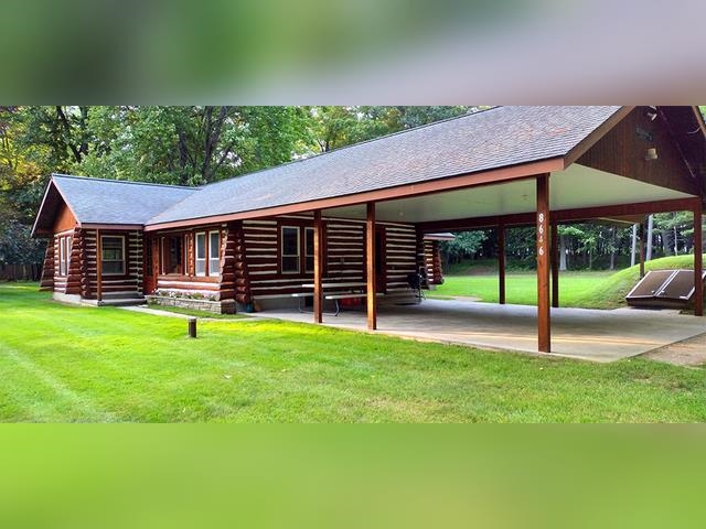 8646 Deadstream Road Property Photo 2