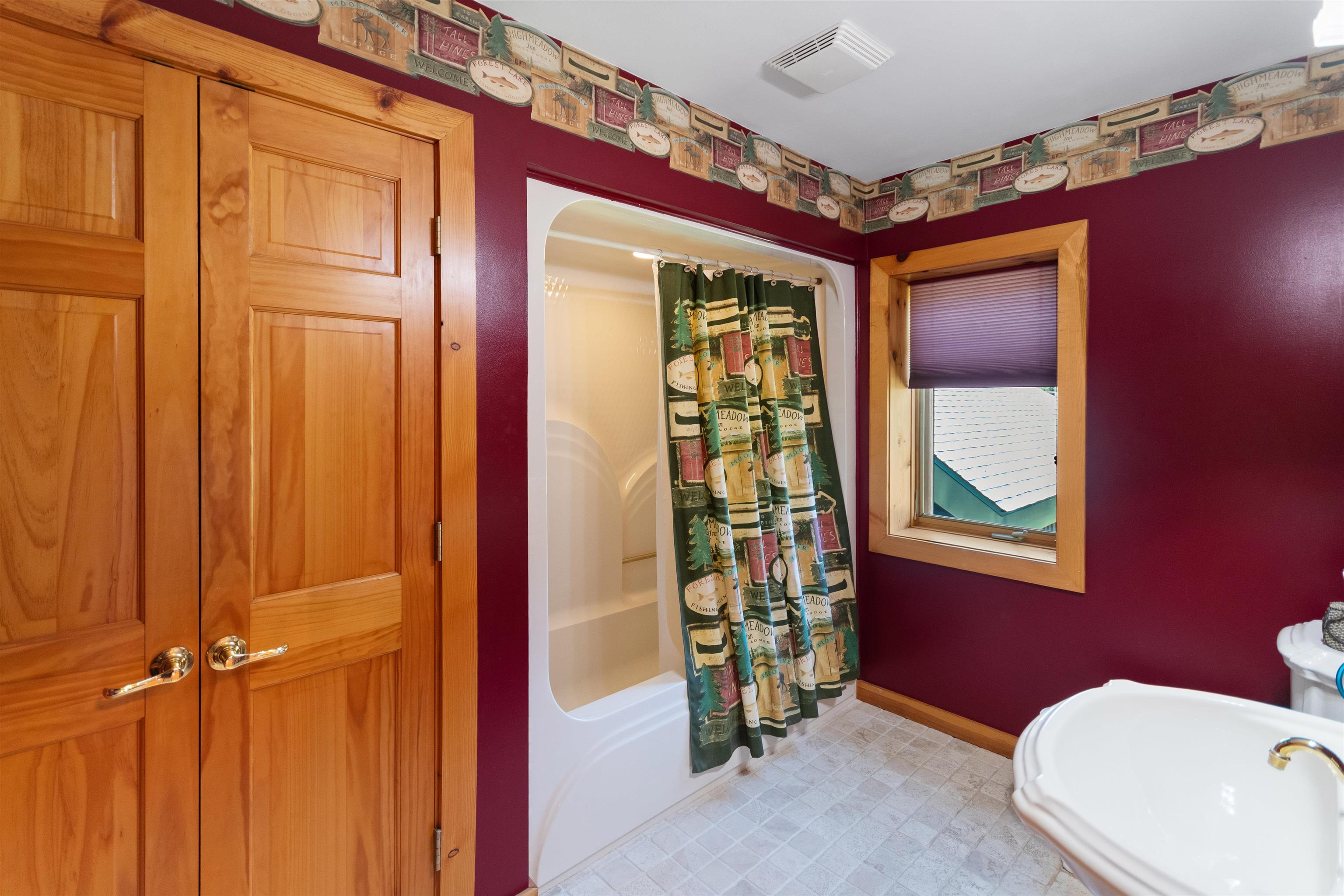 345 N Twin Pines Drive Property Photo 32