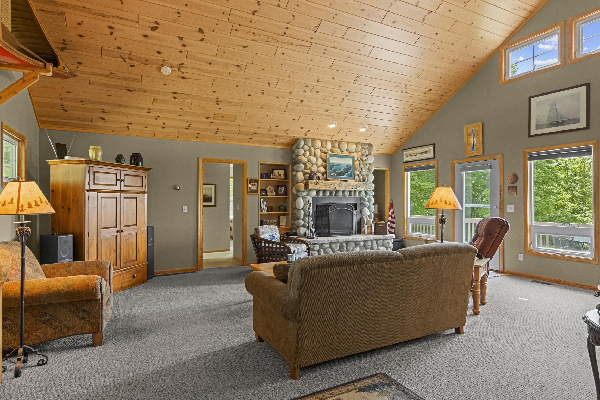 337 S East Torch Lake Drive Property Photo 12