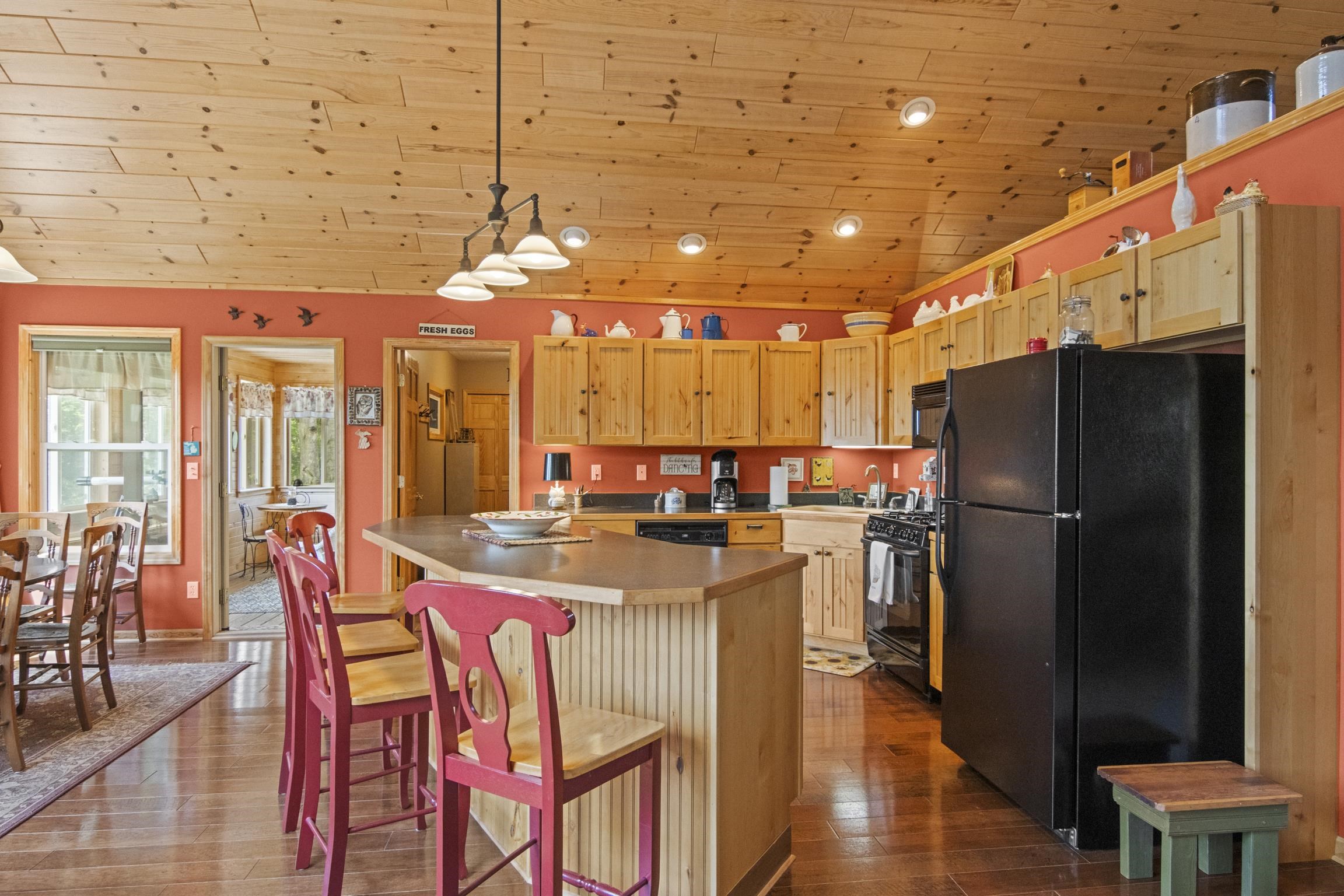 337 S East Torch Lake Drive Property Photo 17