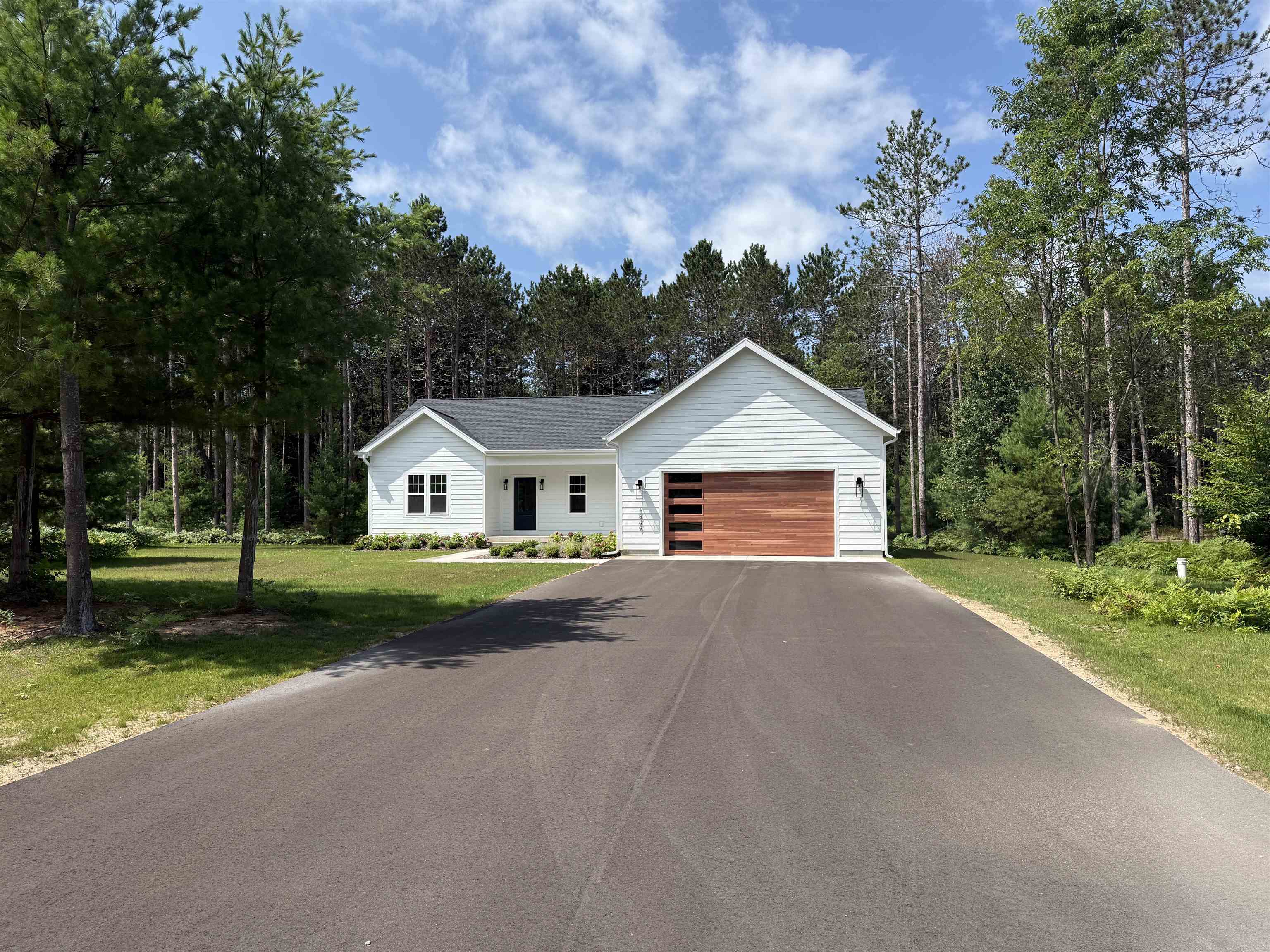 1849 Cascade Trail Property Photo 2