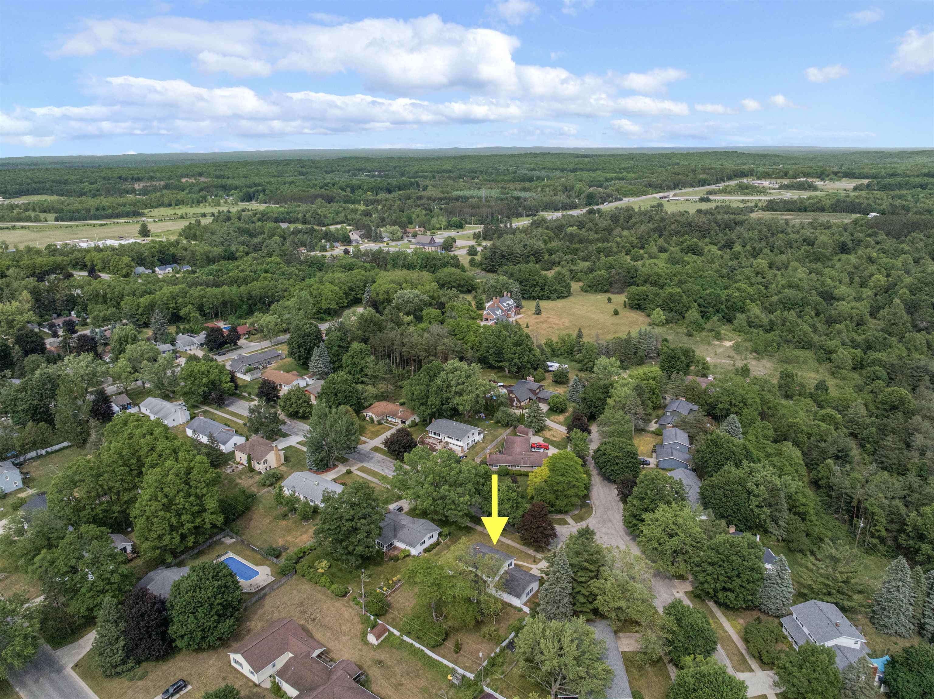 424 Crestview Place Property Photo 6