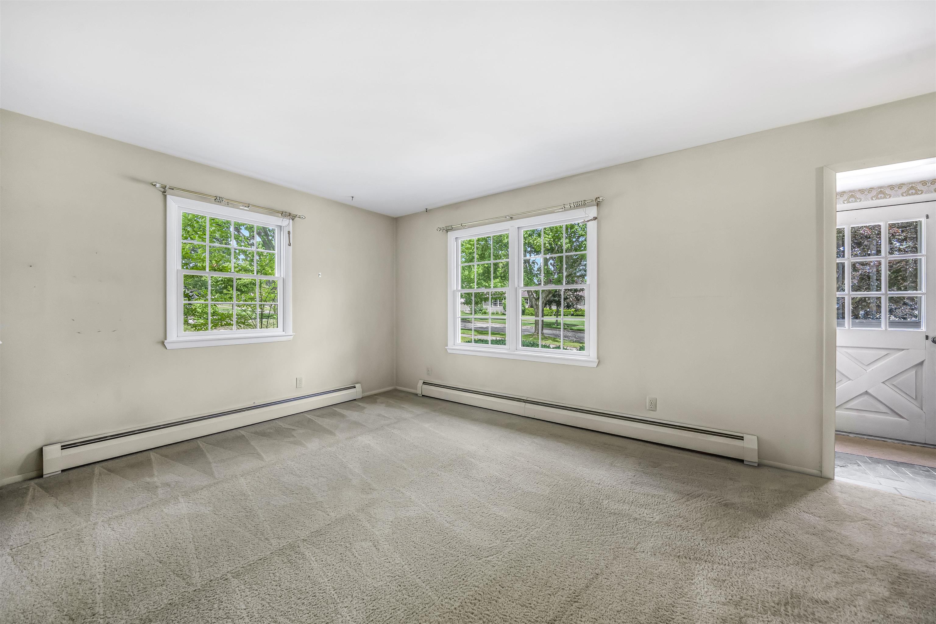 424 Crestview Place Property Photo 10