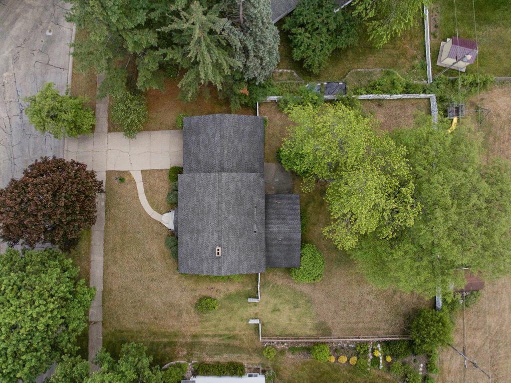 424 Crestview Place Property Photo 29