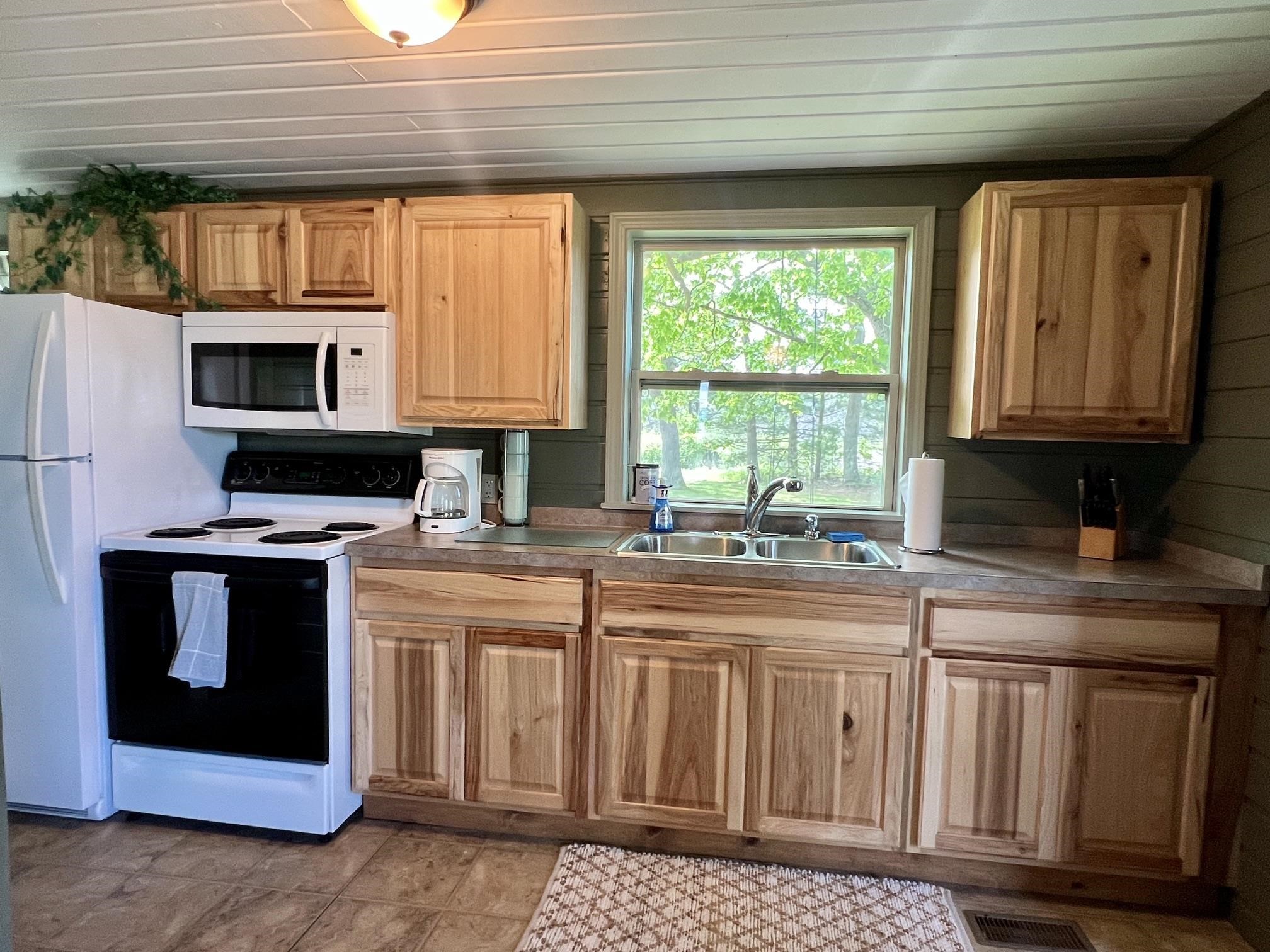 3325 N Us-23 N Property Photo 13