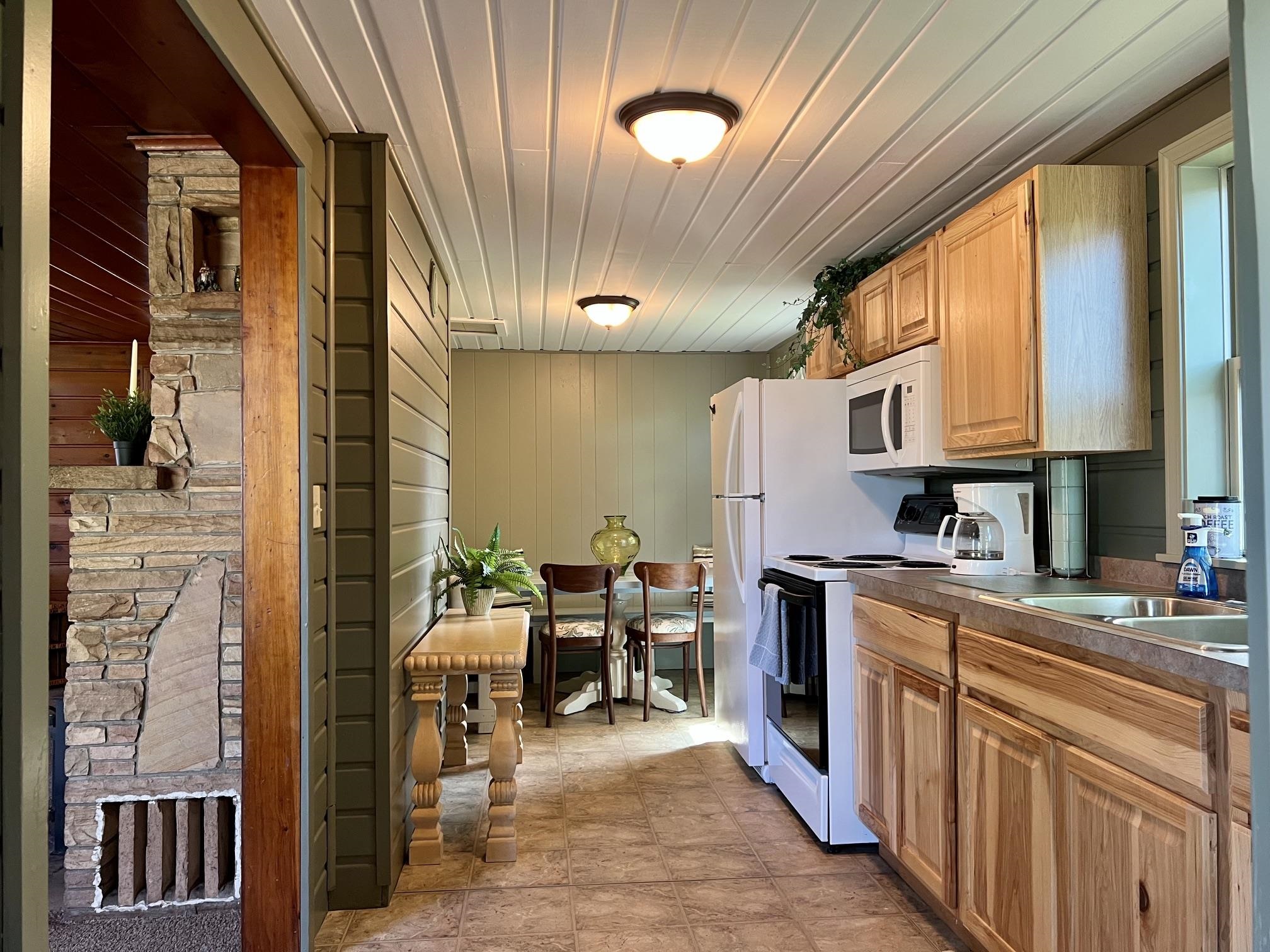 3325 N Us-23 N Property Photo 14