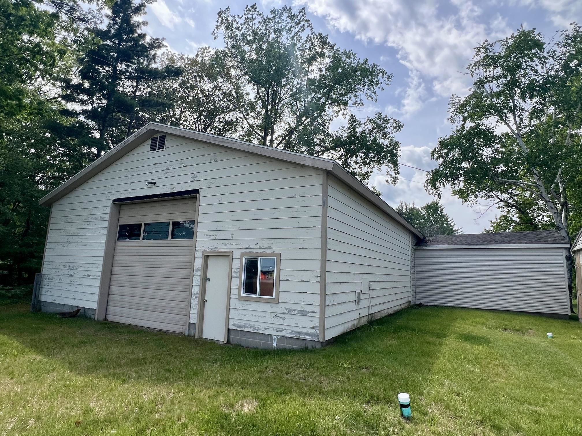 3325 N Us-23 N Property Photo 32