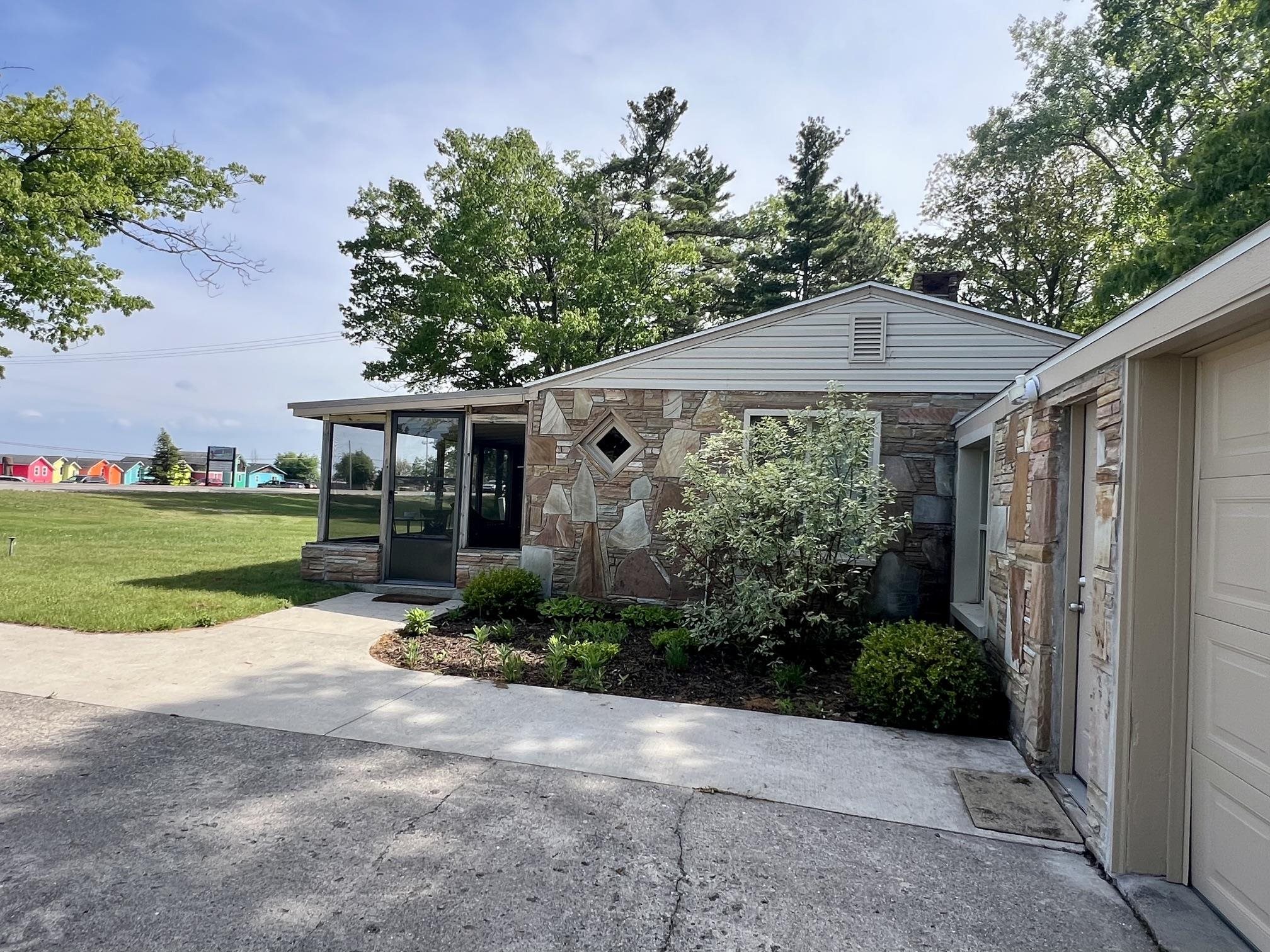 3325 N Us-23 N Property Photo 35