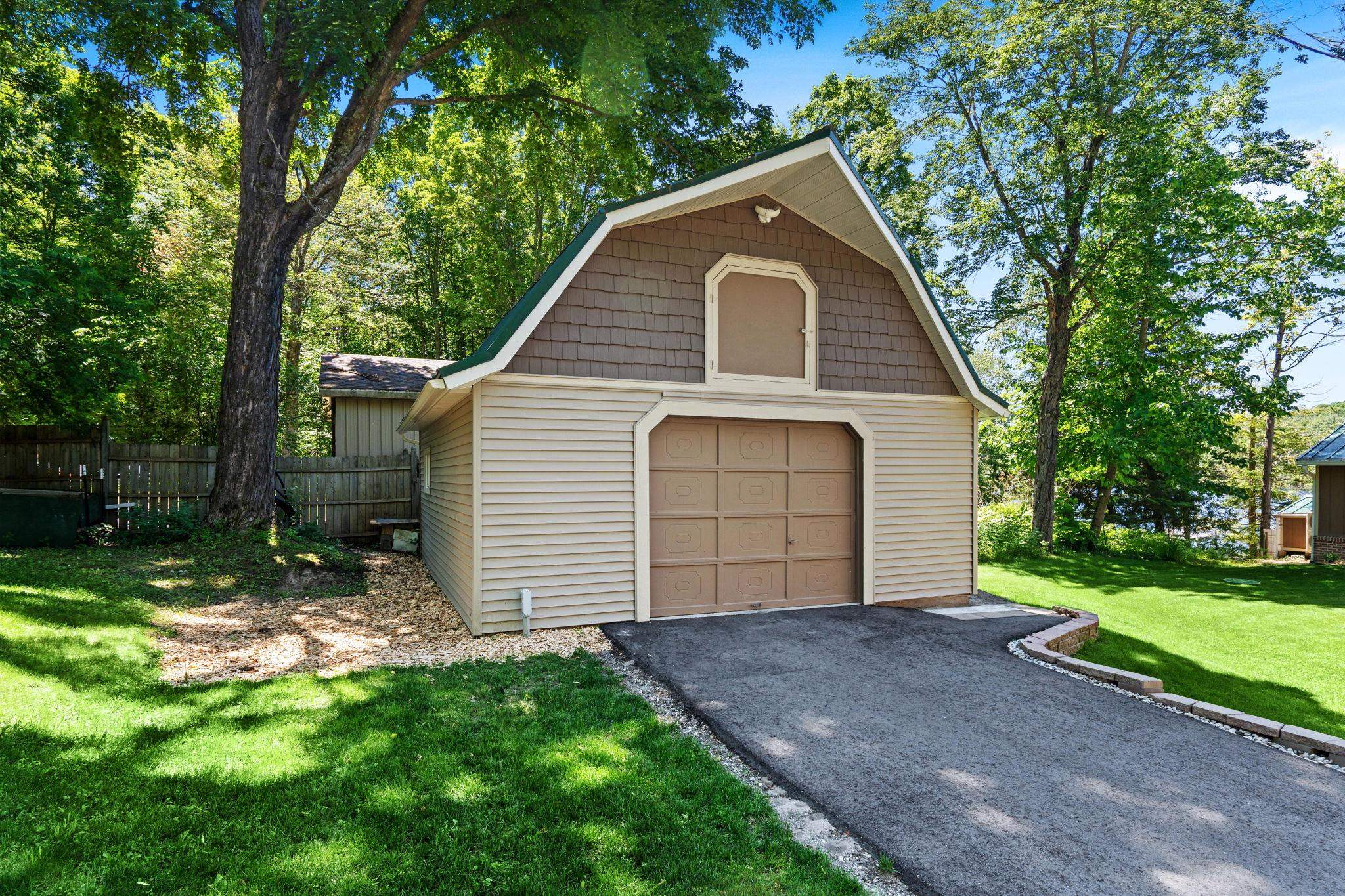 5541 Miles Road Property Photo 7