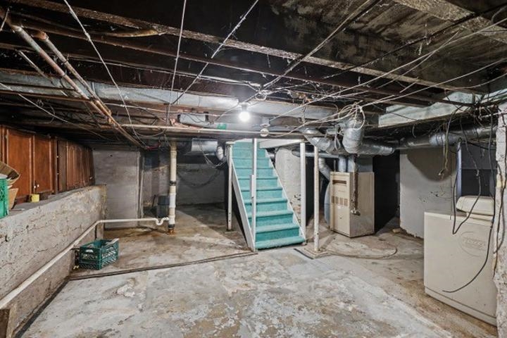 221 W Center Street Property Photo 12