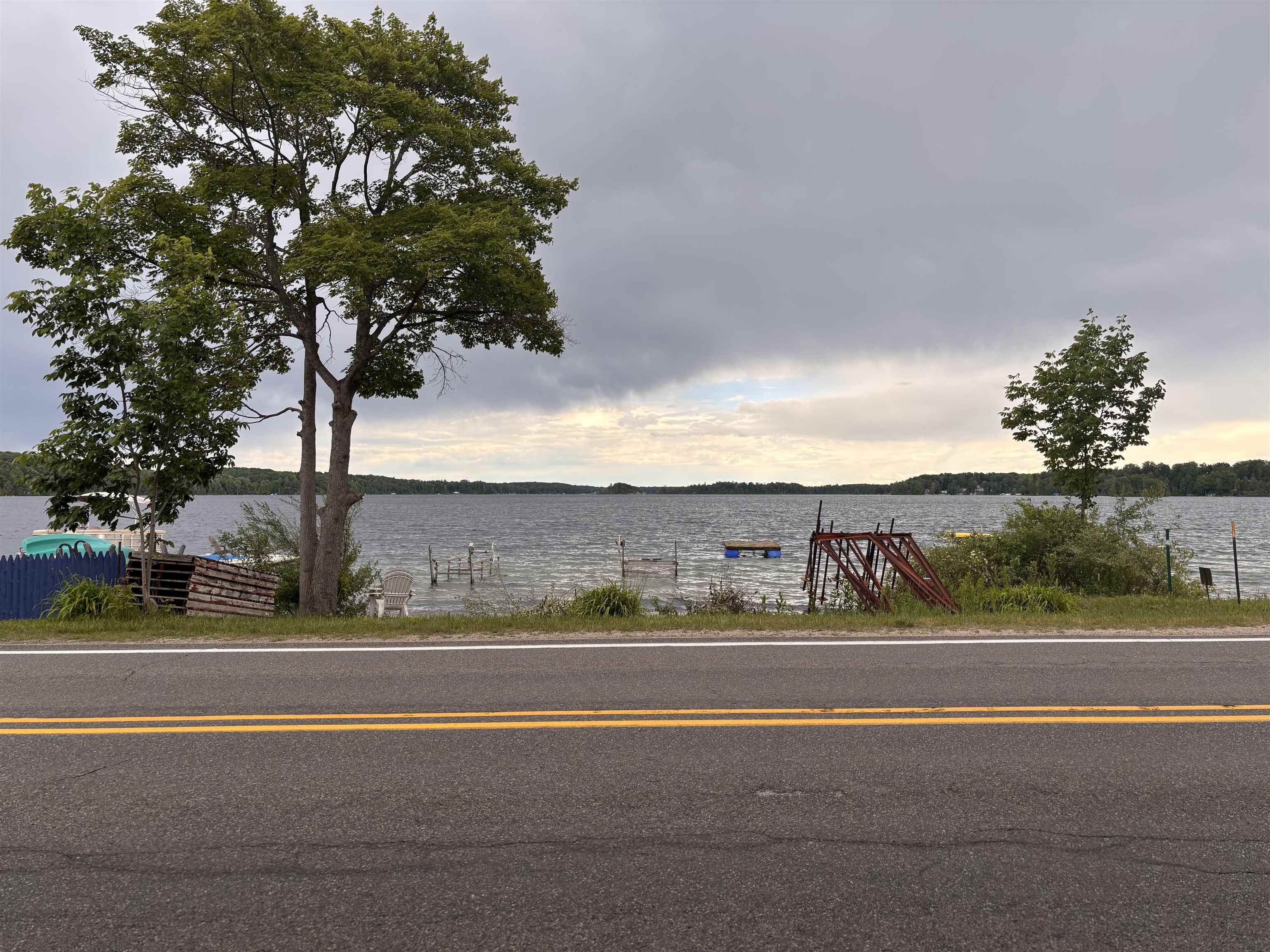 9738 N Long Lake Road Property Photo 3