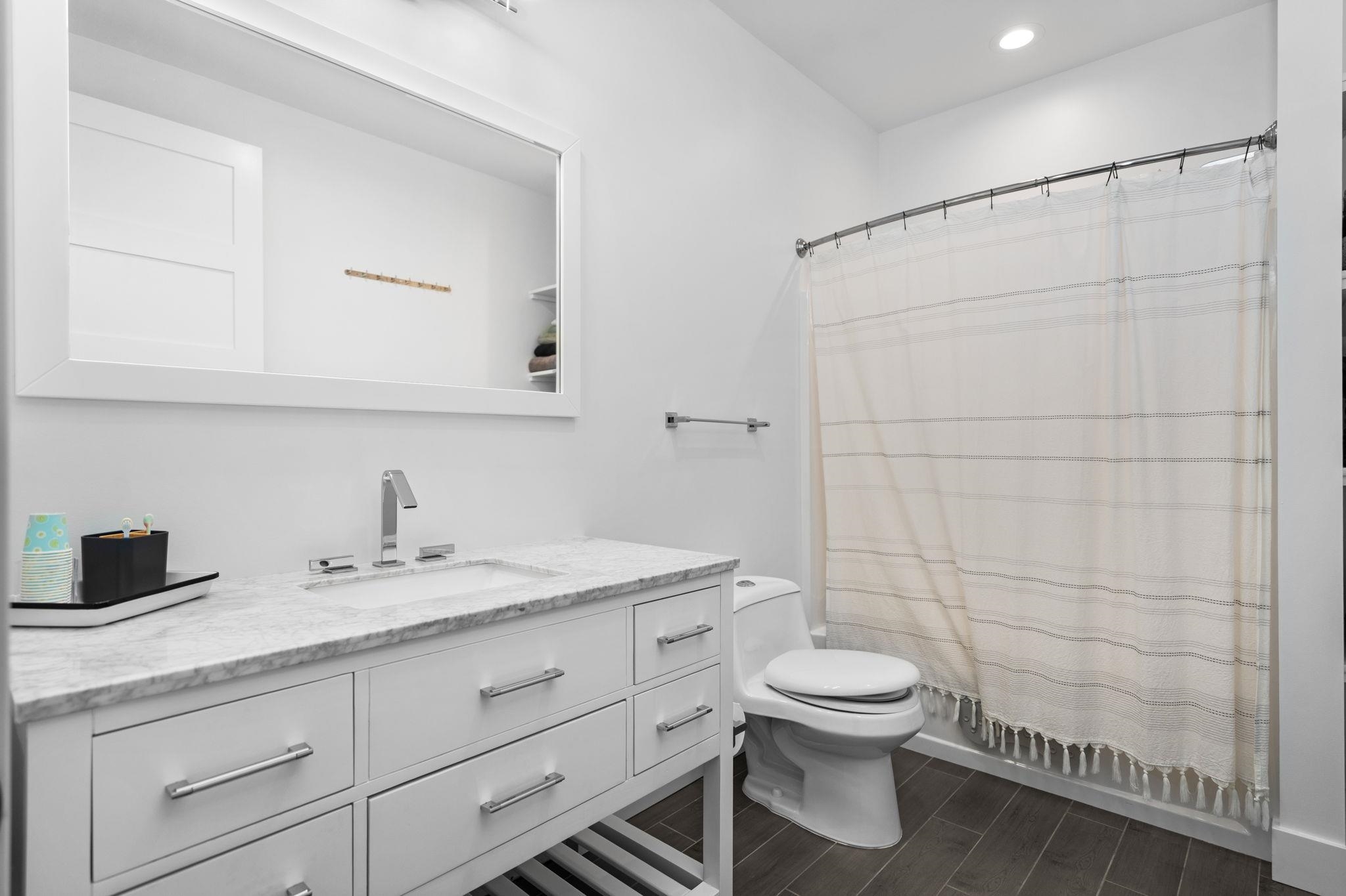7586 Crystal Beach Road Property Photo 23