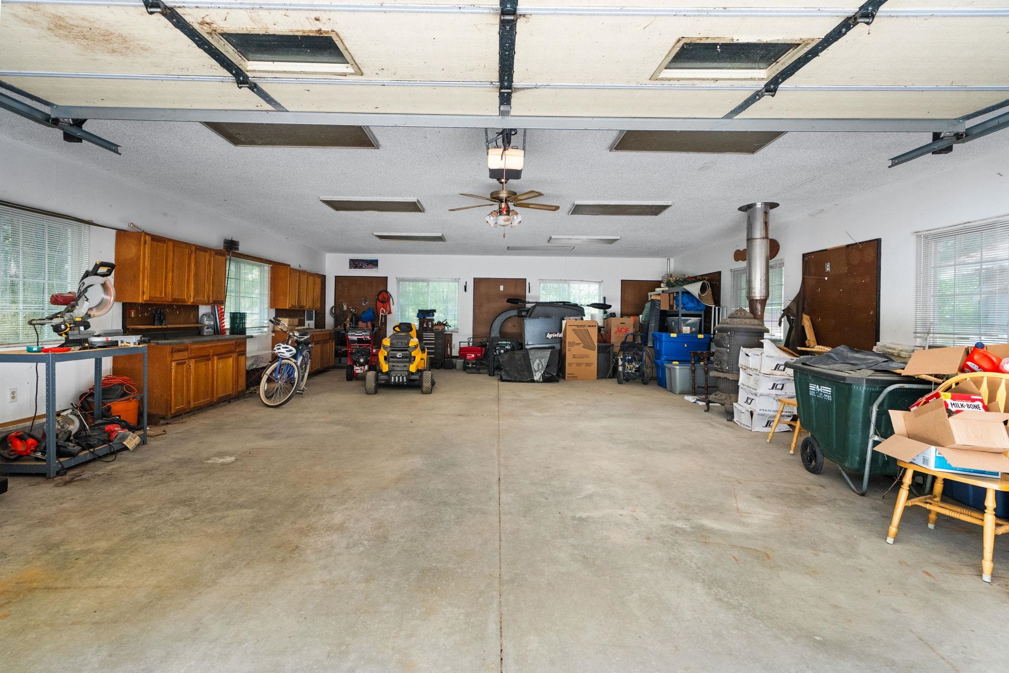 5596 Ne Rita Drive Property Photo 67