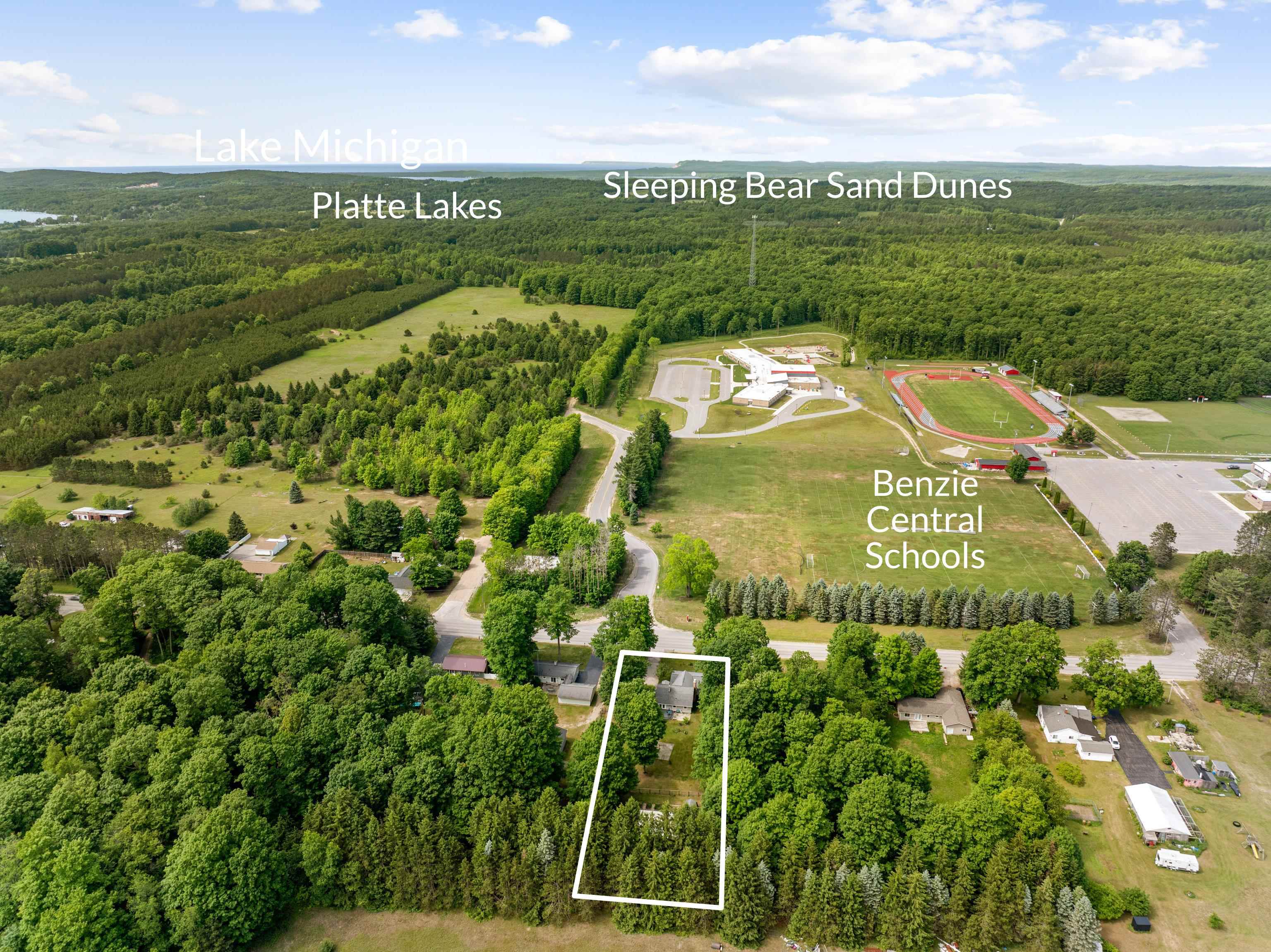 9055 Homestead Road Property Photo 4