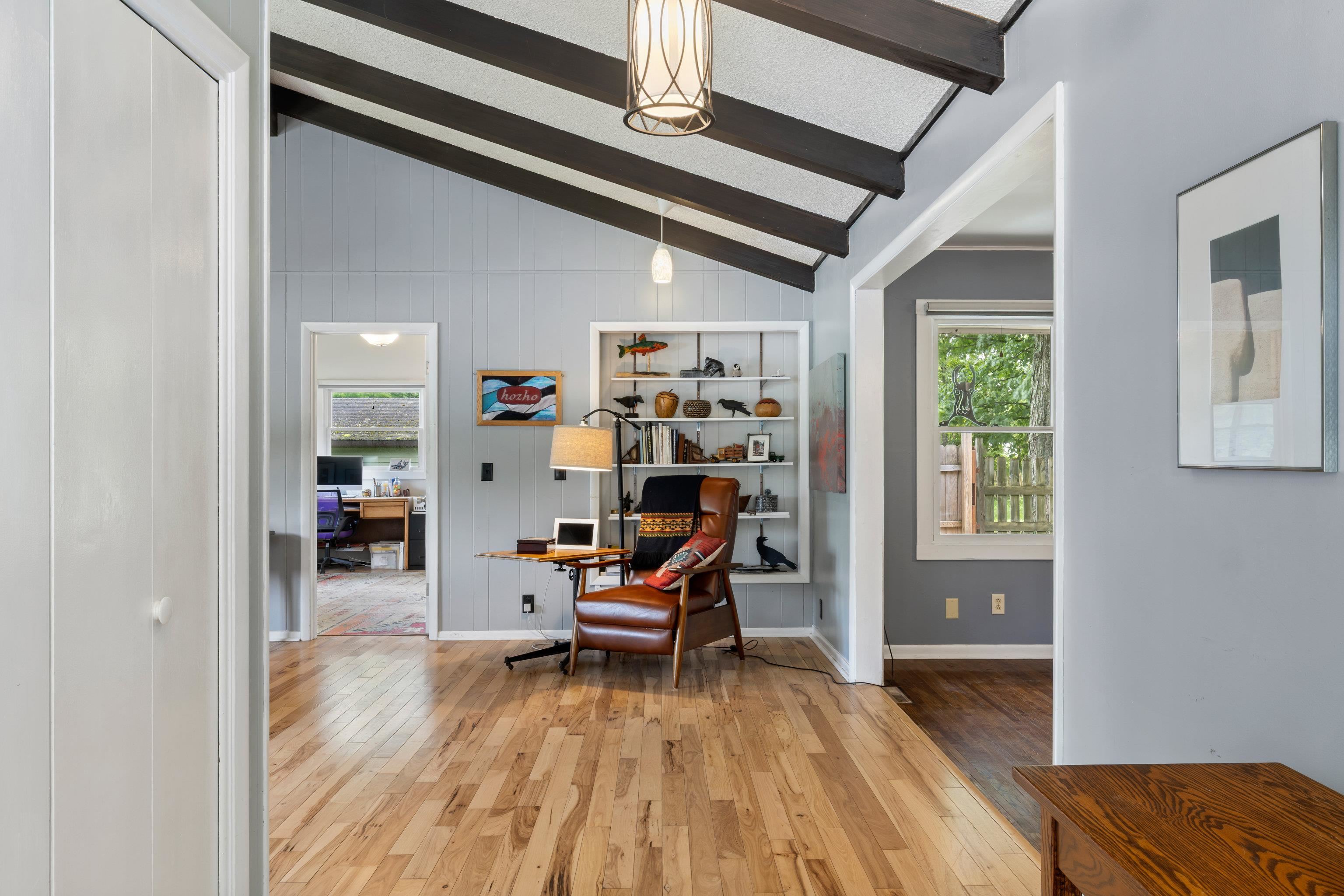 9055 Homestead Road Property Photo 8