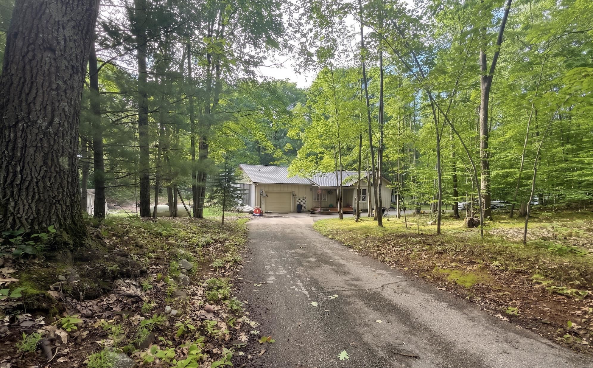 189 Forest Trail Property Photo 2