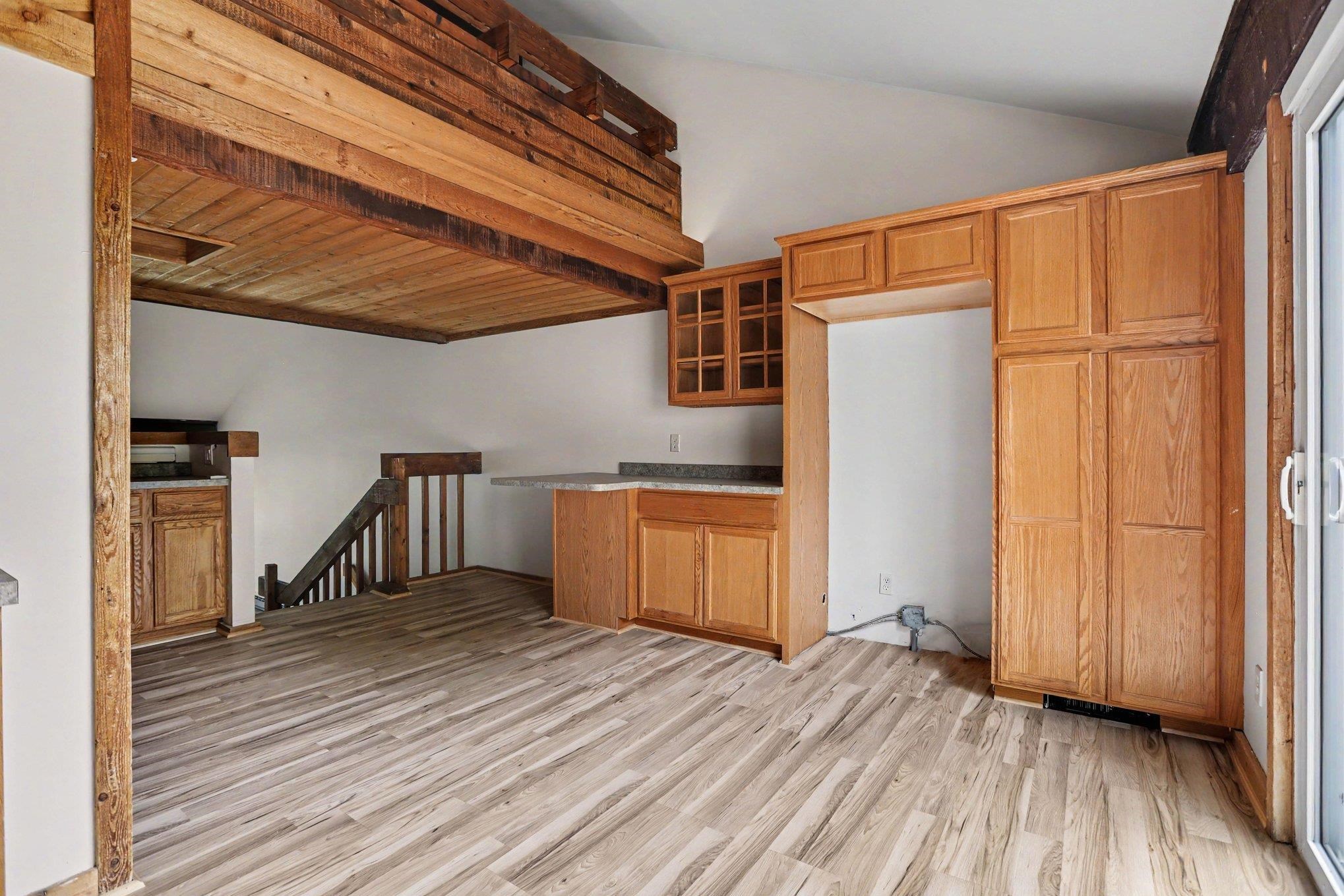 5000 Townhouse Drive Property Photo 6