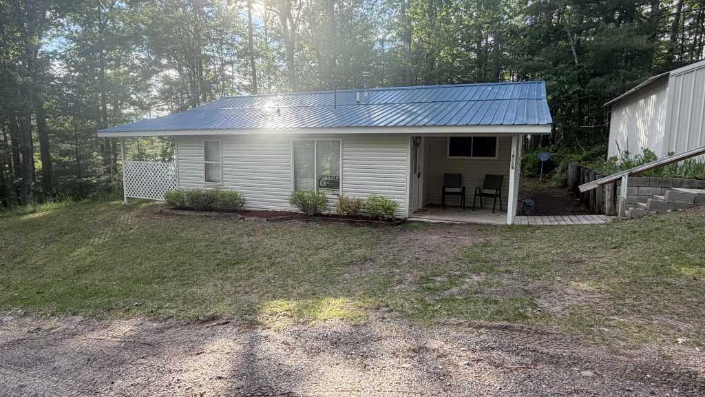 14054 W Pointe Road Property Photo 5