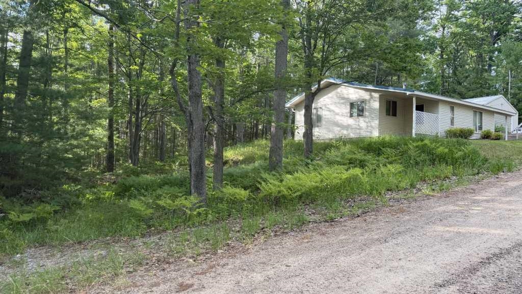 14054 W Pointe Road Property Photo 8