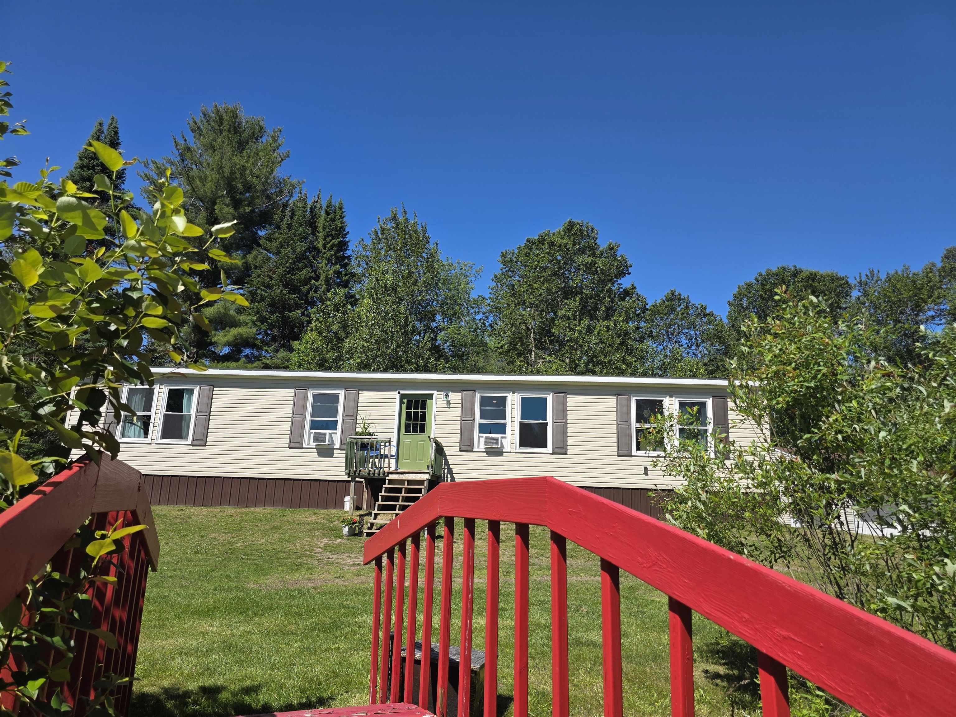 520 Ne Old M-66 Property Photo 1