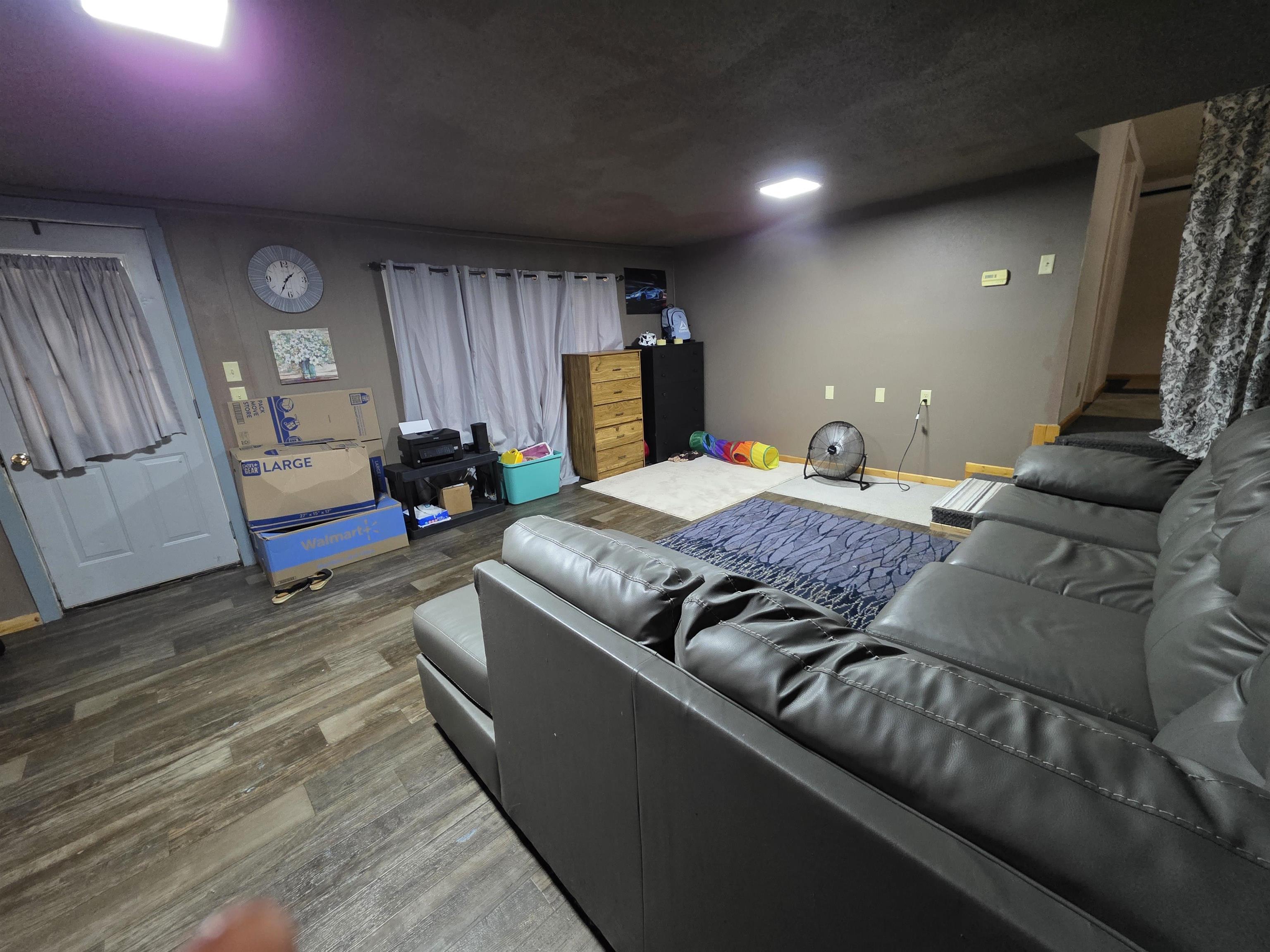 6053 Nw Mill Property Photo 8