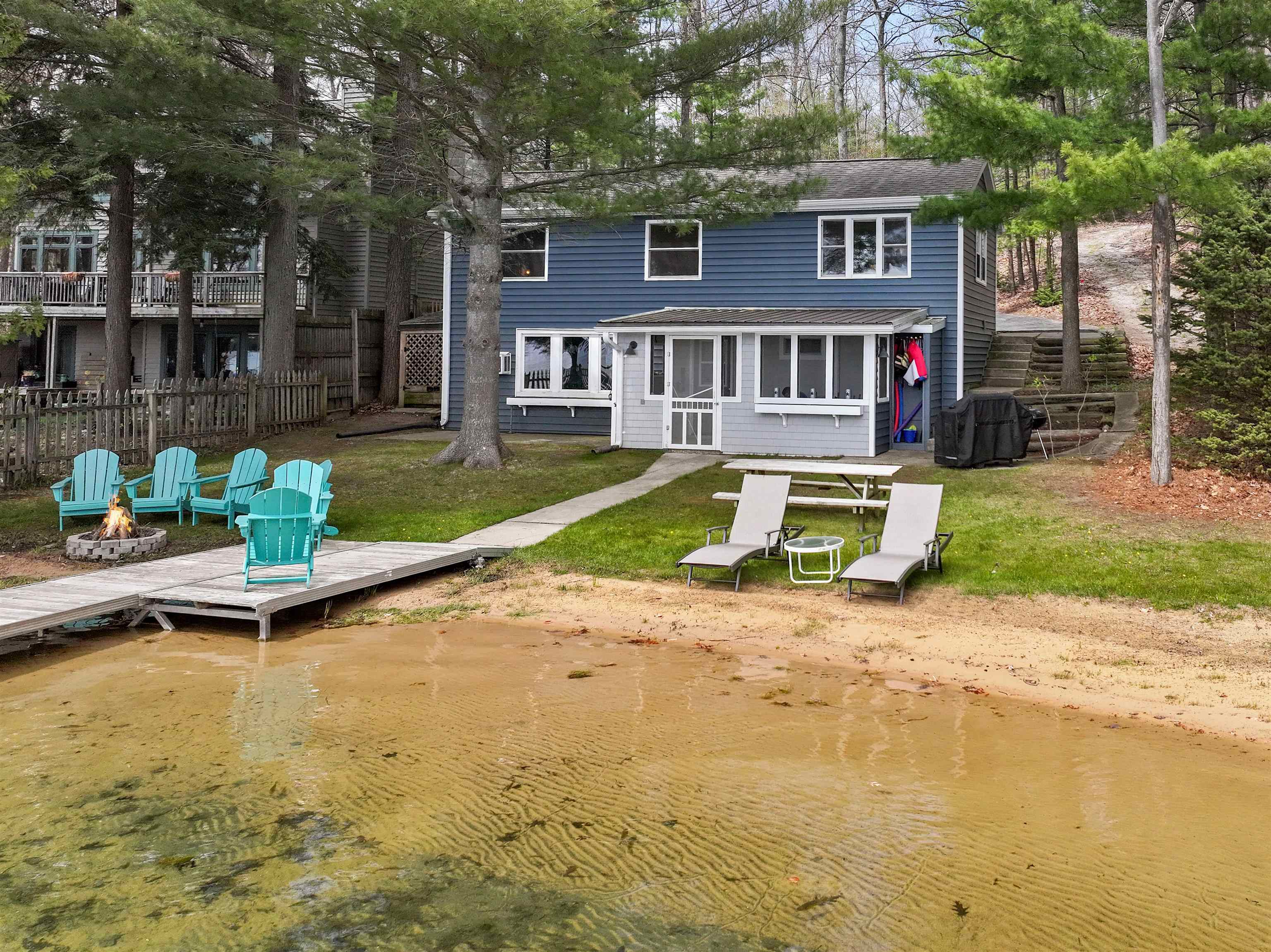 489 Peninsula Trail Property Photo 24