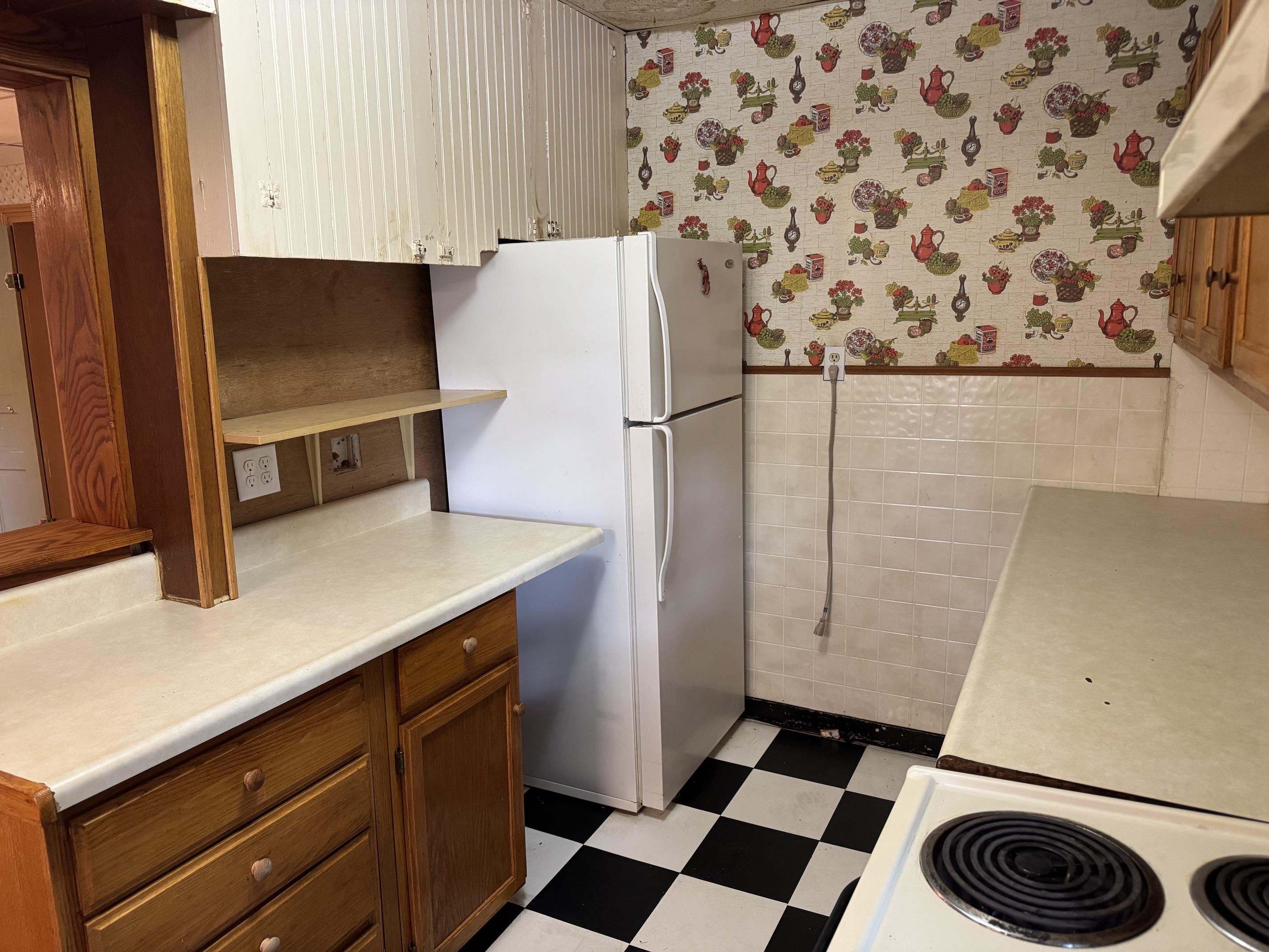 225 N Hayes Street Property Photo 4