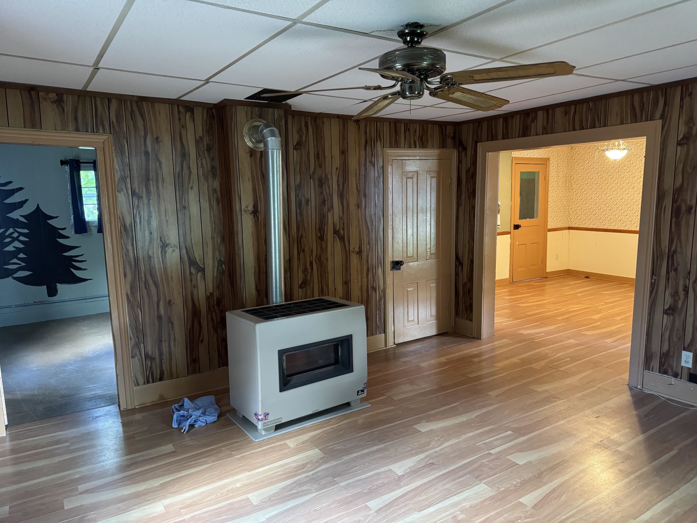 225 N Hayes Street Property Photo 10