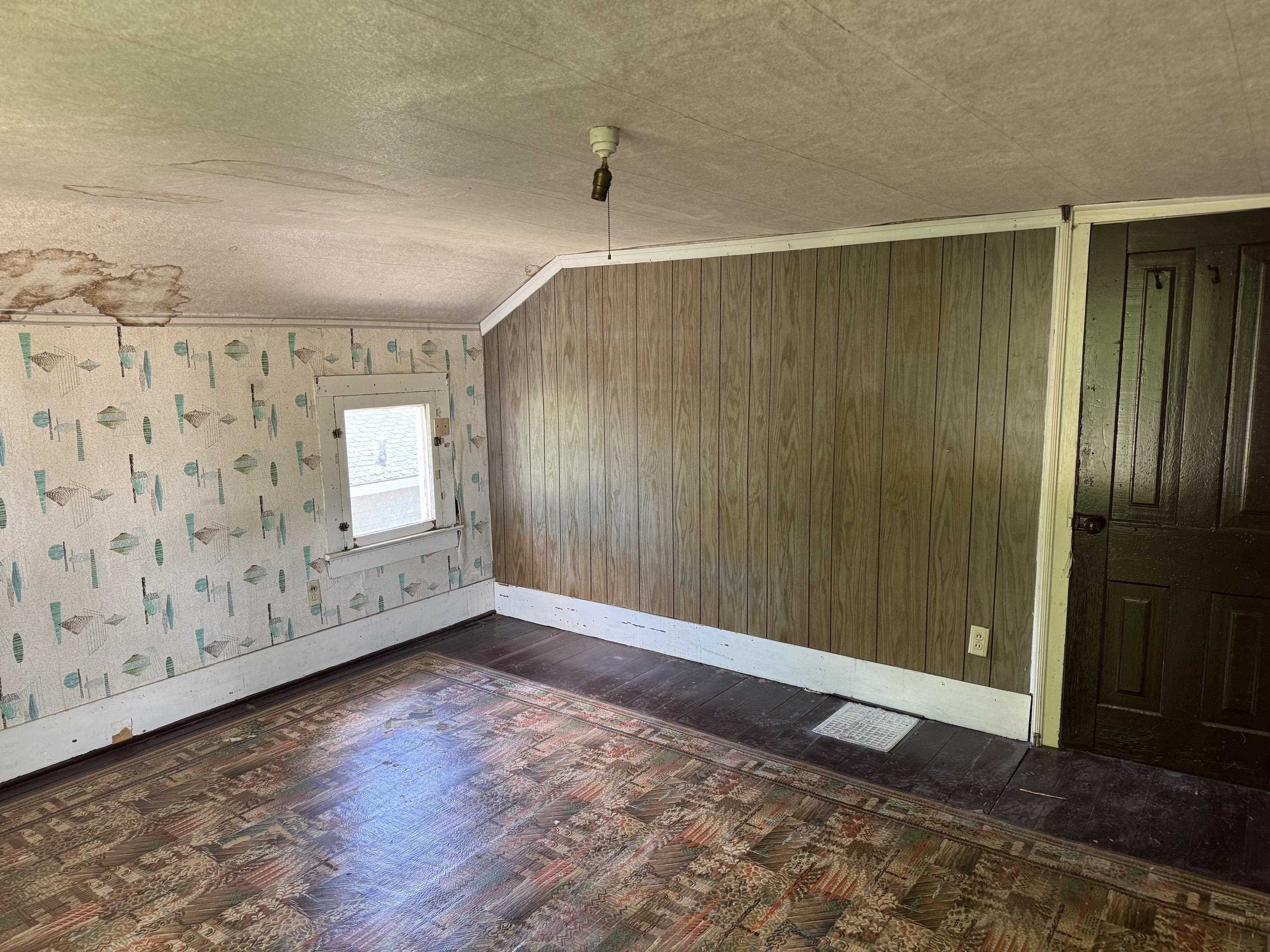 225 N Hayes Street Property Photo 14