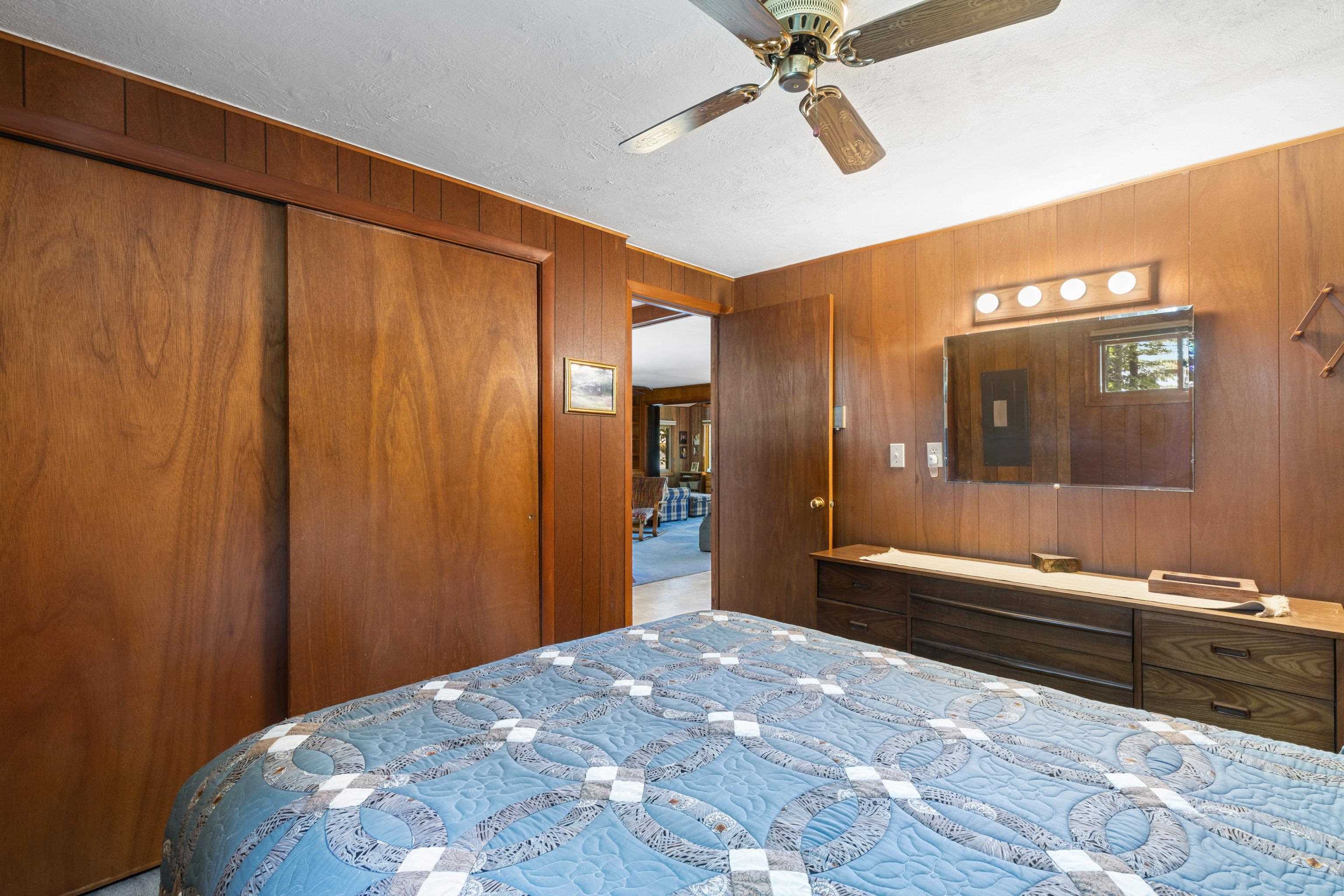 4871 Lakeview Drive Property Photo 22
