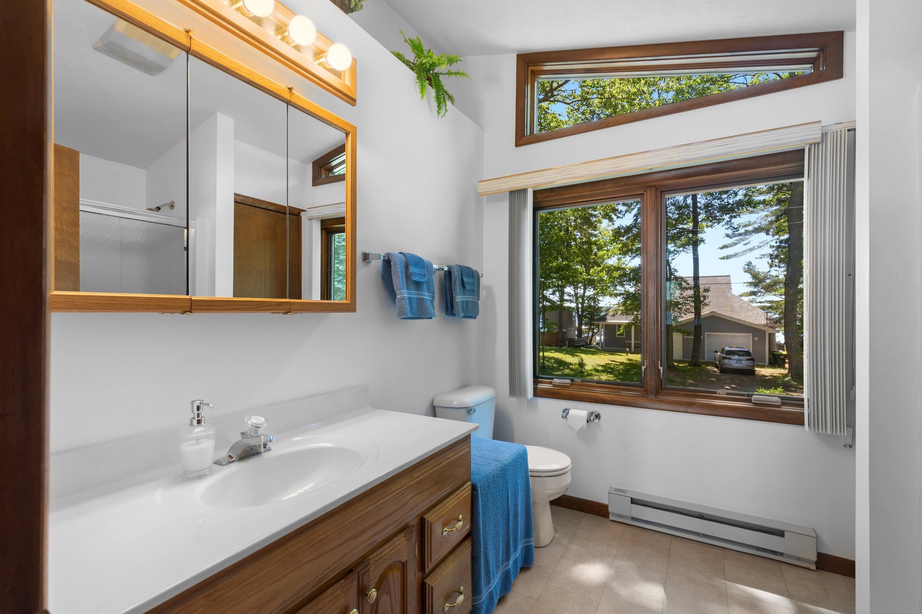 4871 Lakeview Drive Property Photo 33