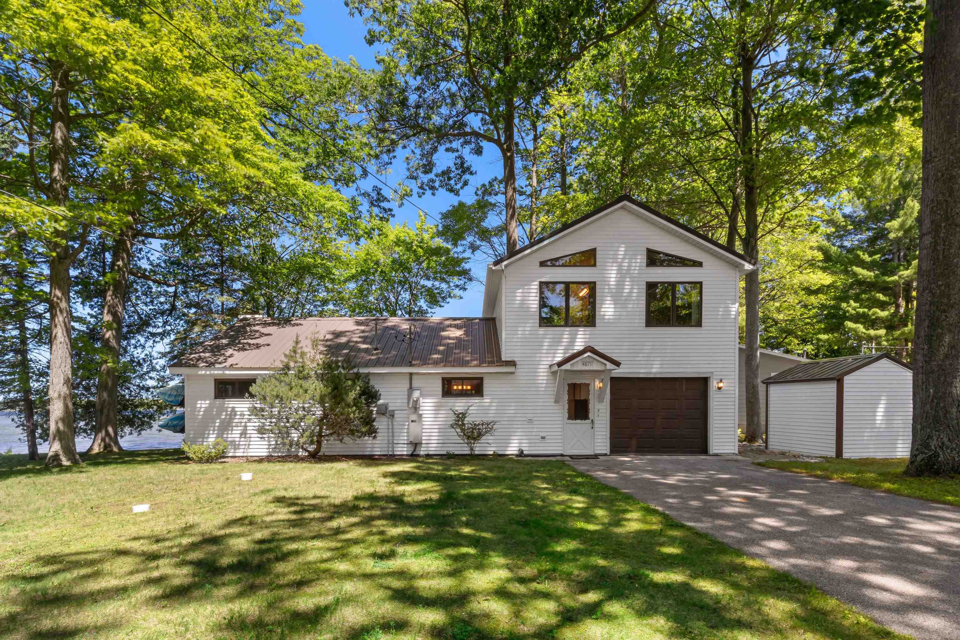 4871 Lakeview Drive Property Photo 41