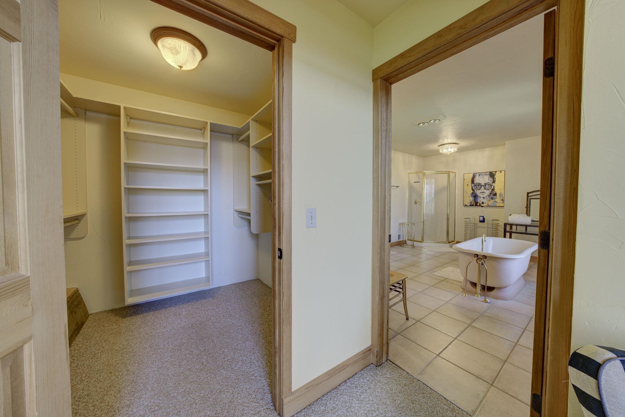 10702 E Hilltop Road Property Photo 31