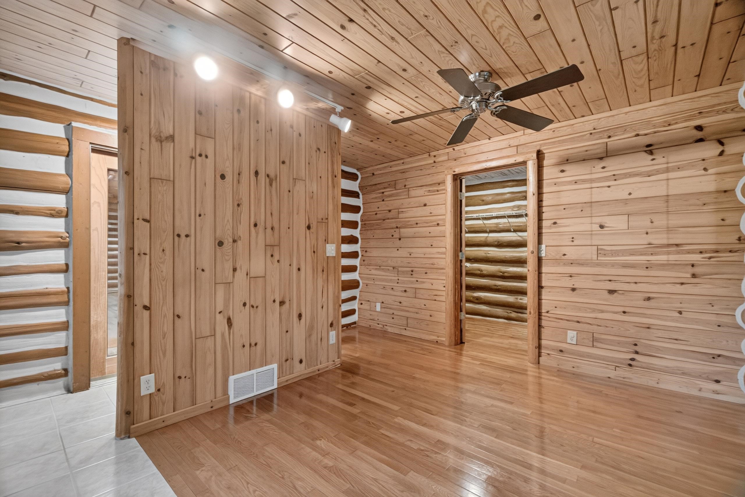 5885 Cedar Valley Road Property Photo 17