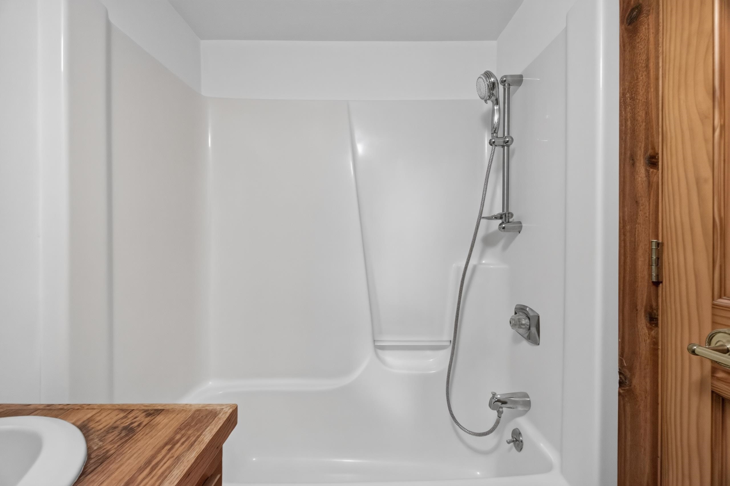 5885 Cedar Valley Road Property Photo 25
