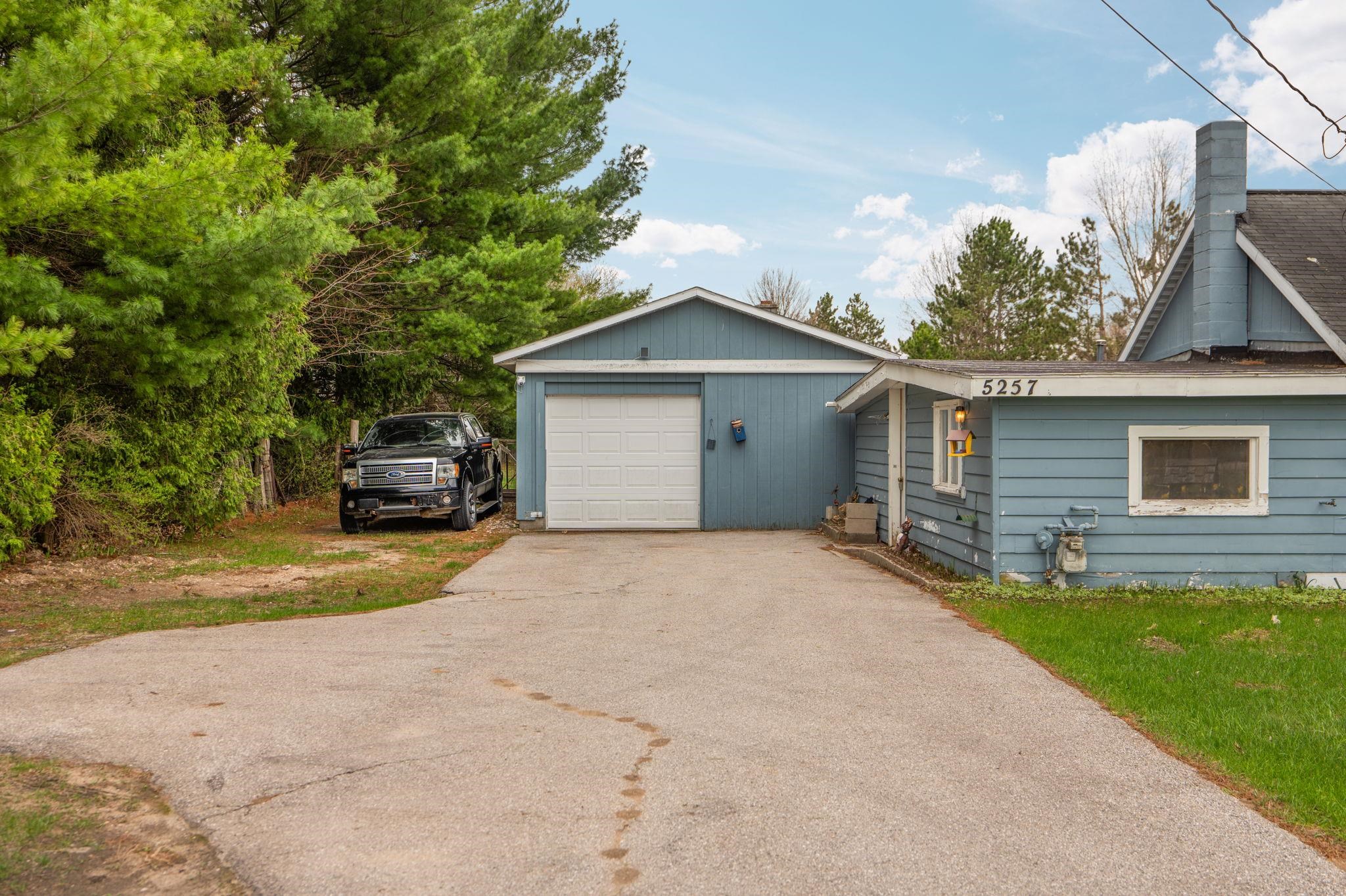 5257 Vance Road Property Photo 3