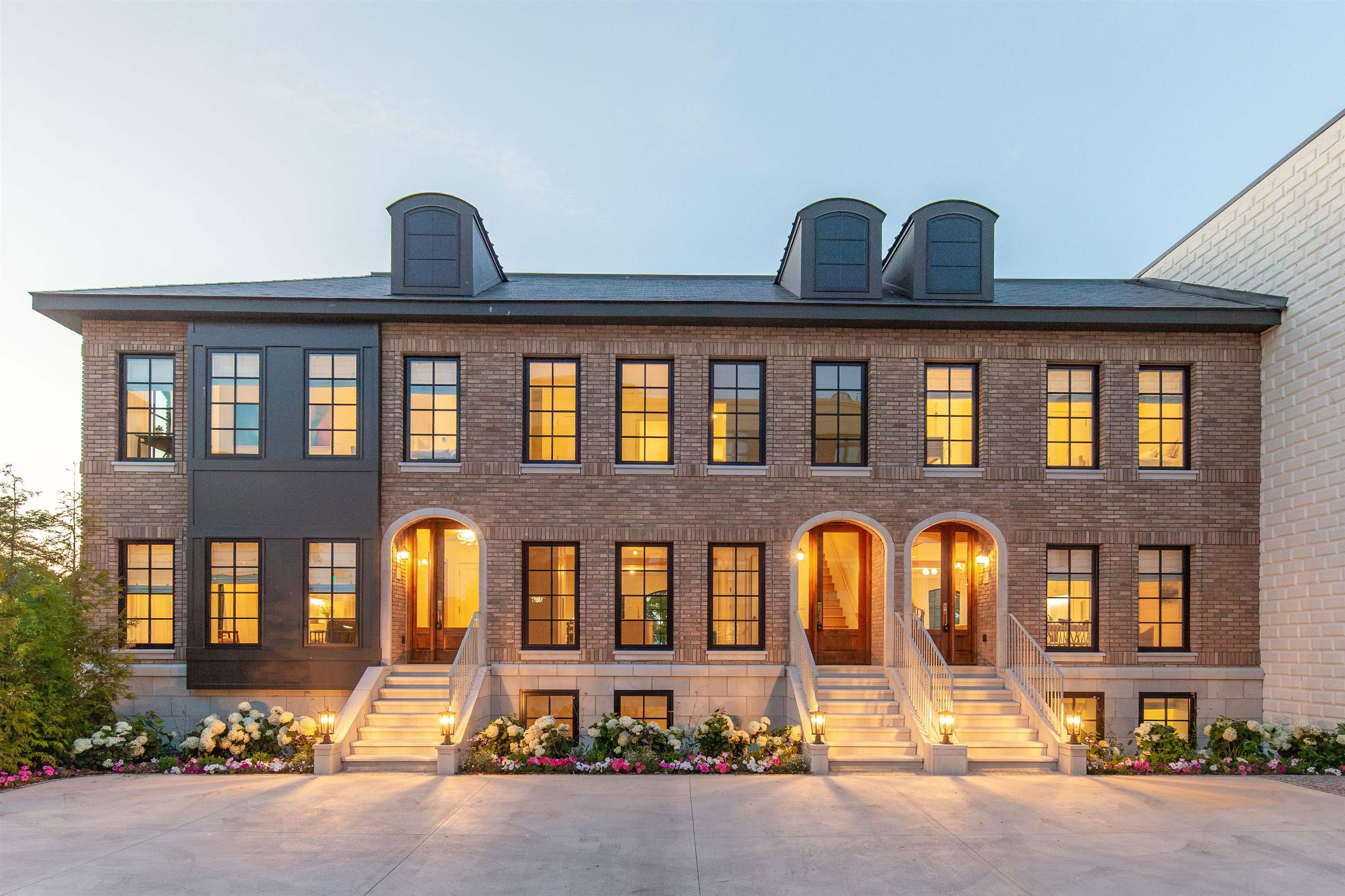 100 Park Street Property Photo 1