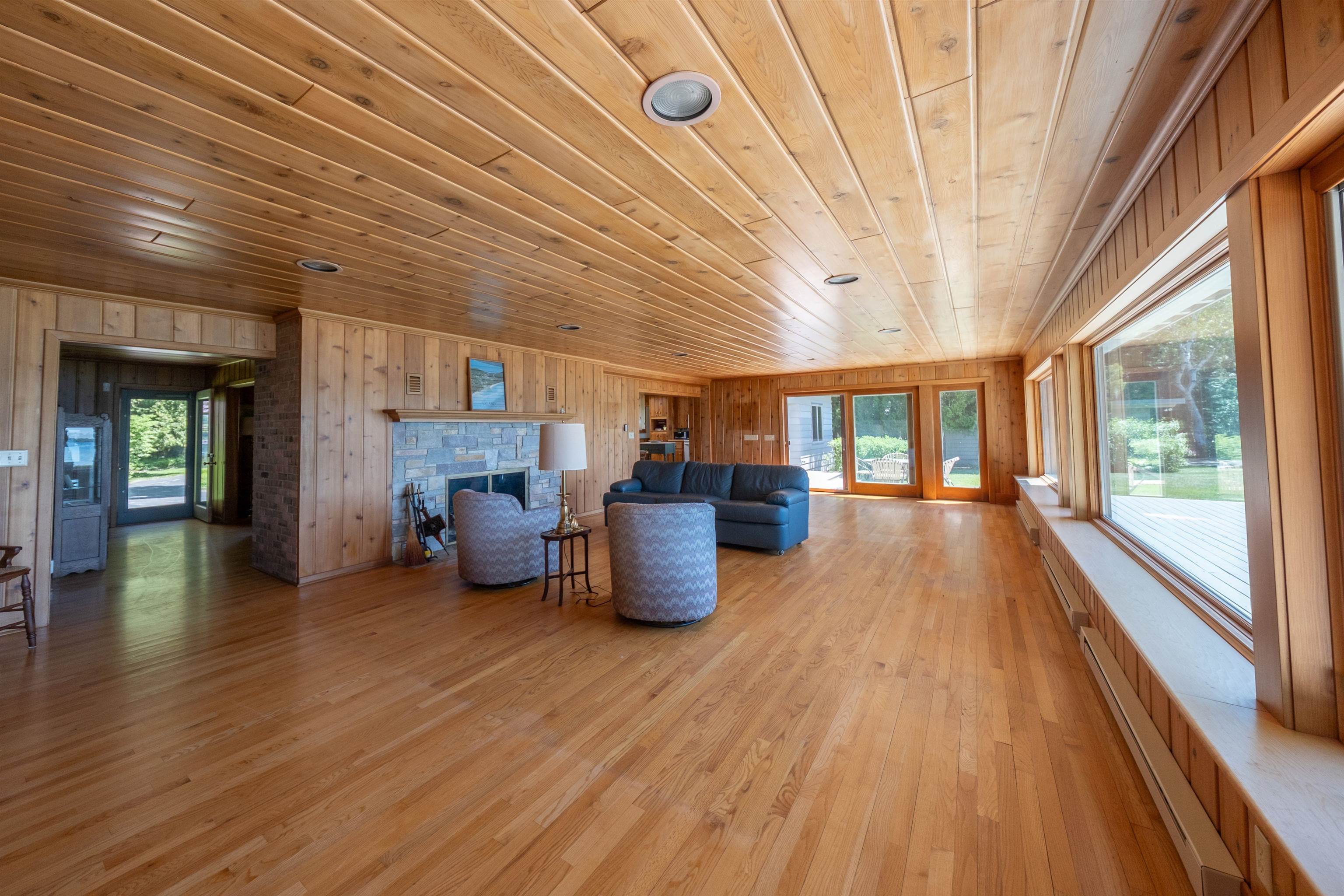 5254 N Manitou Trail Property Photo 7