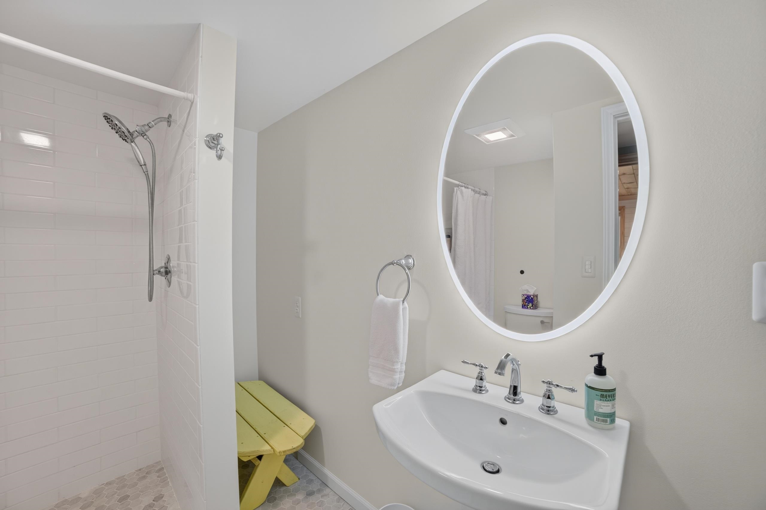 10862 Torchlight Lane Property Photo 19