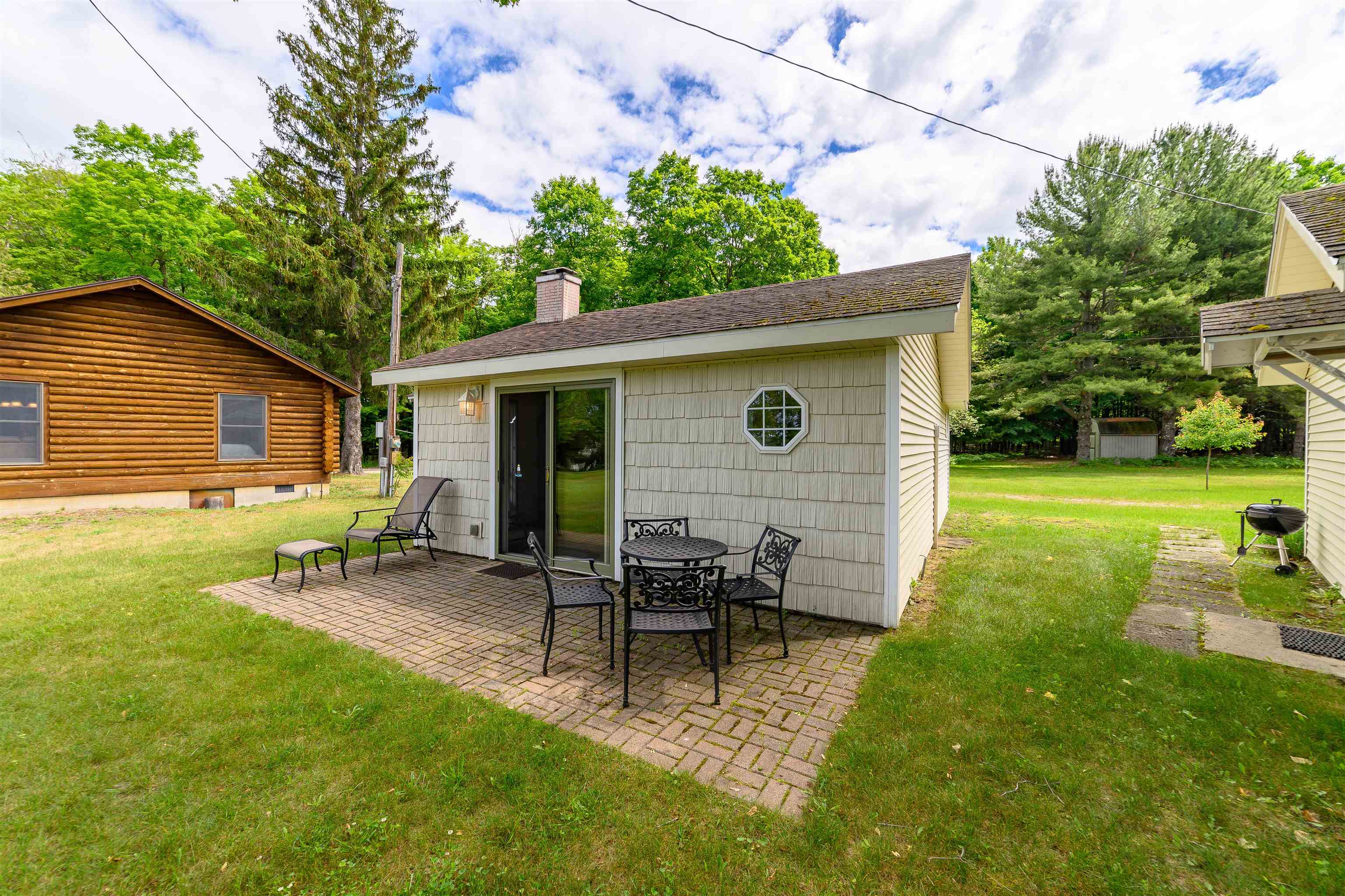 10836 Torchlight Lane Property Photo 6