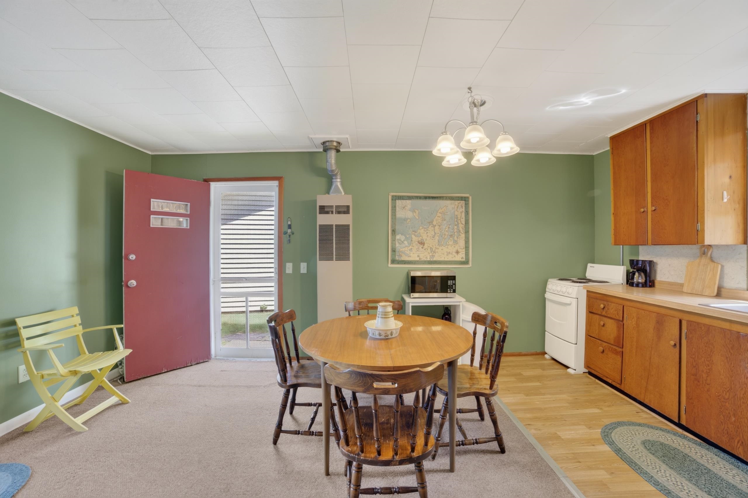 10836 Torchlight Lane Property Photo 11