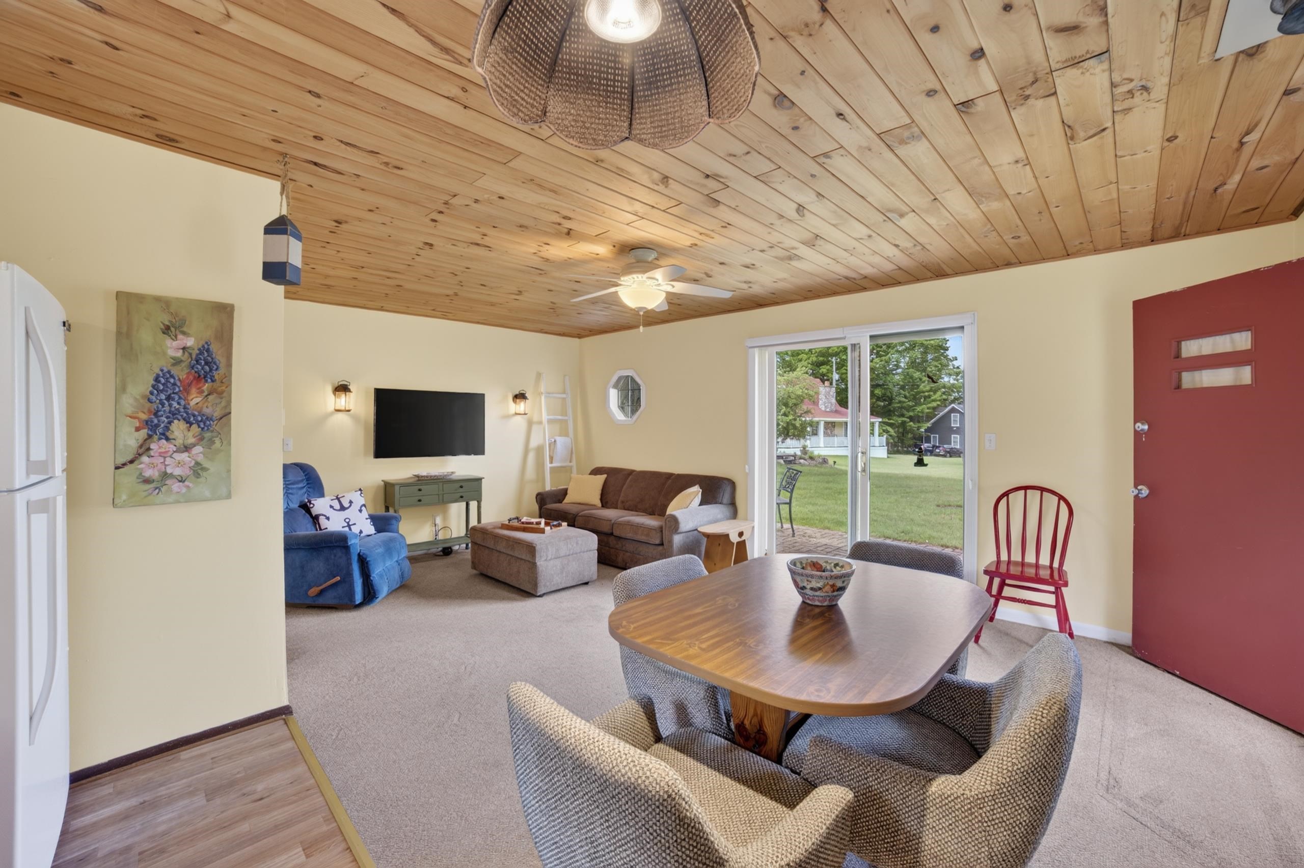 10836 Torchlight Lane Property Photo 18