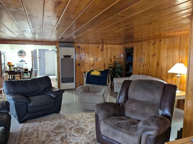 5533 E County Line Road Property Photo 10