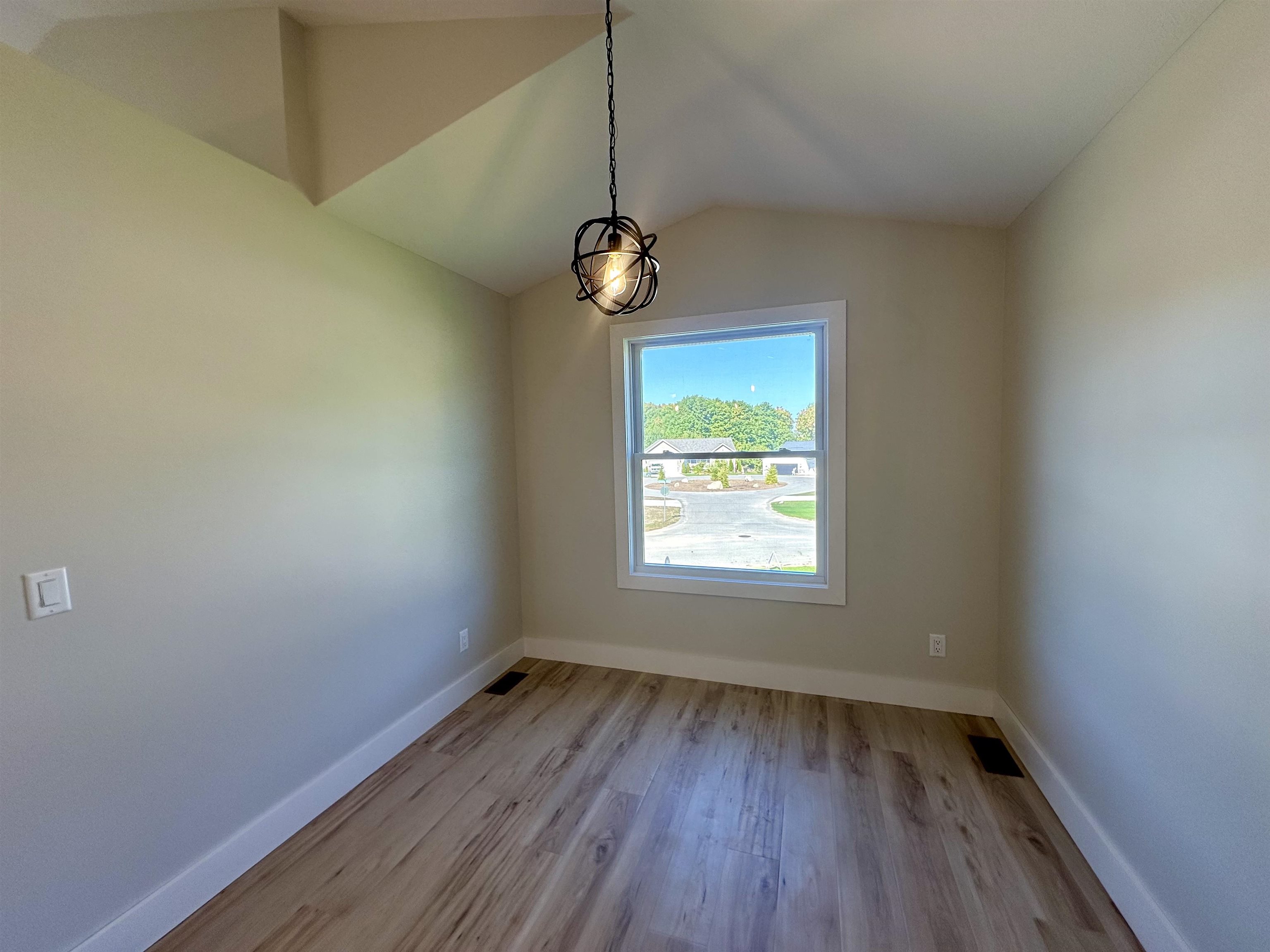 746 Ashland Drive Property Photo 22