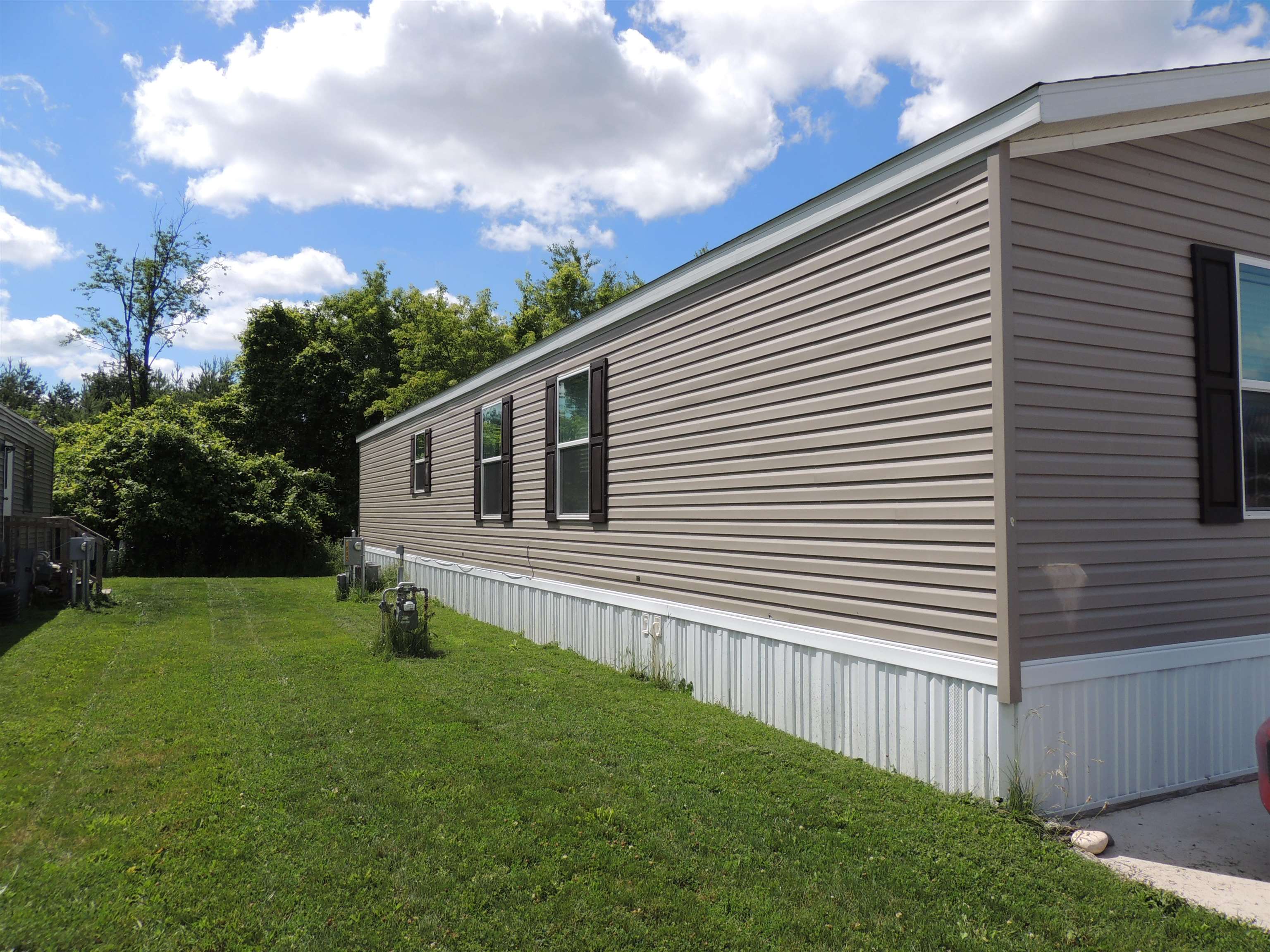 1082 Hemlock Drive Property Photo 1