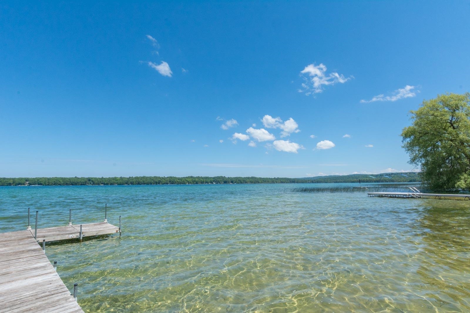 530 E Harbor Highway Property Photo 3