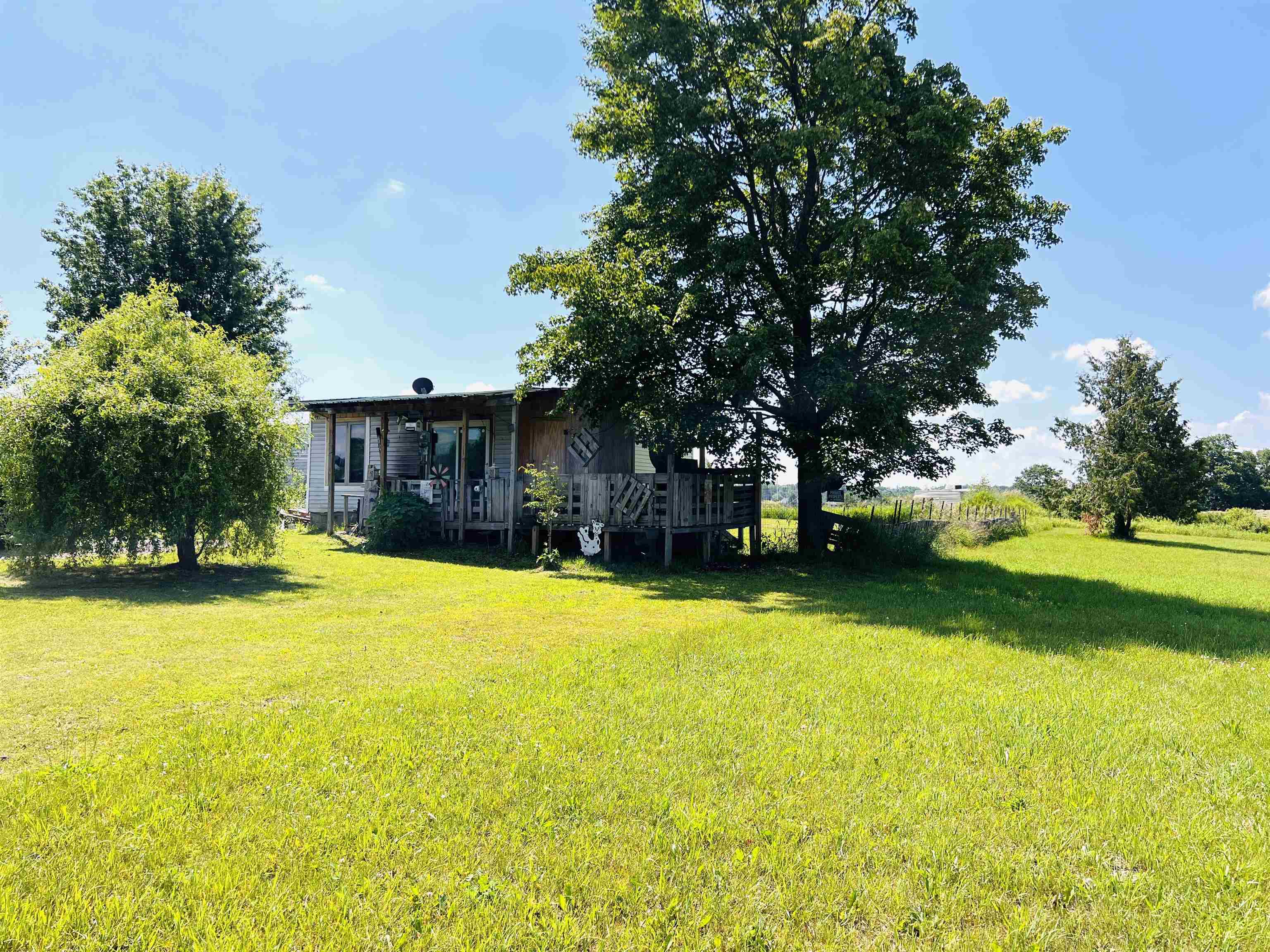111 Eastland Drive Property Photo 1